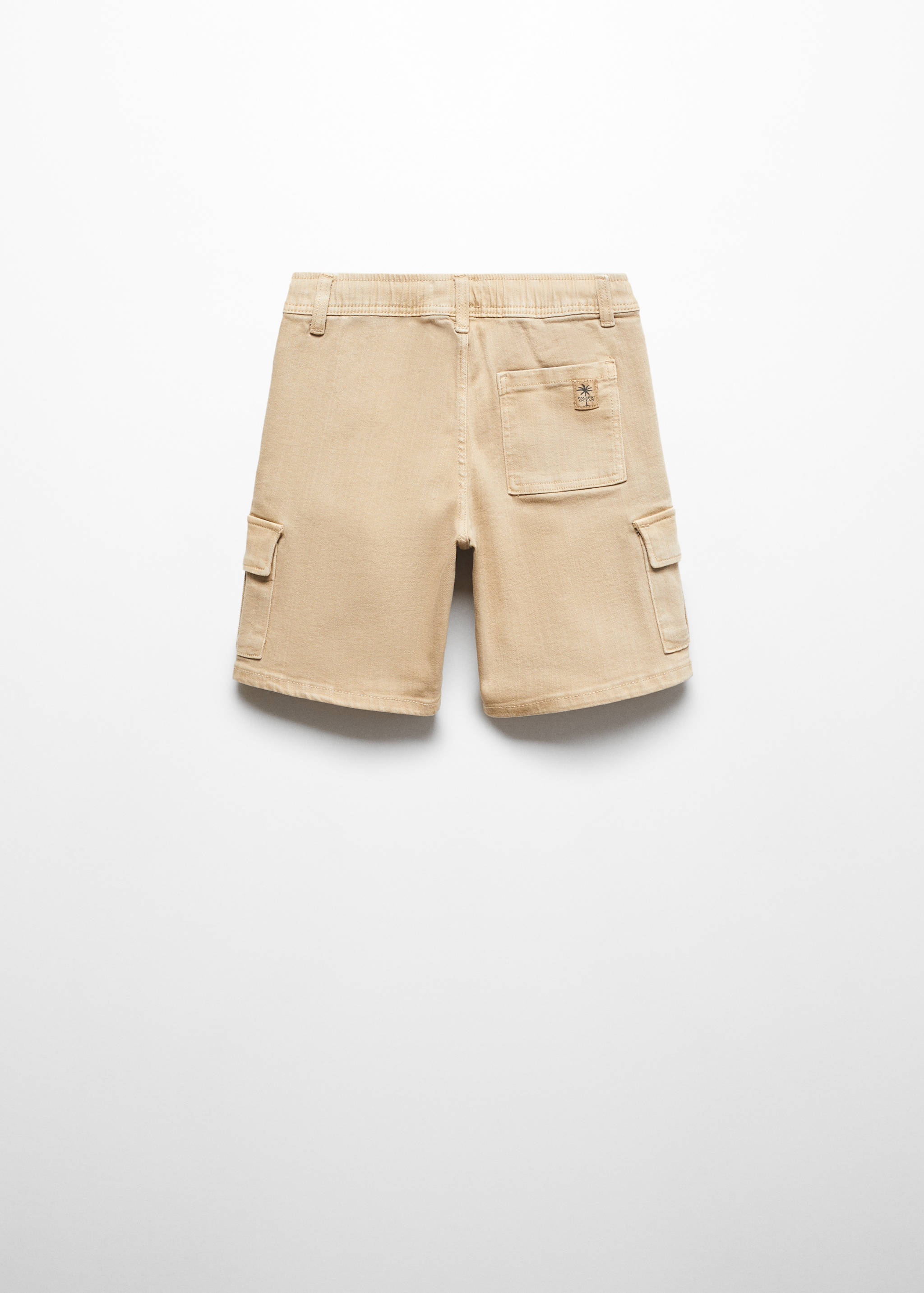 Cargo pockets Bermuda shorts - Reverse of the article