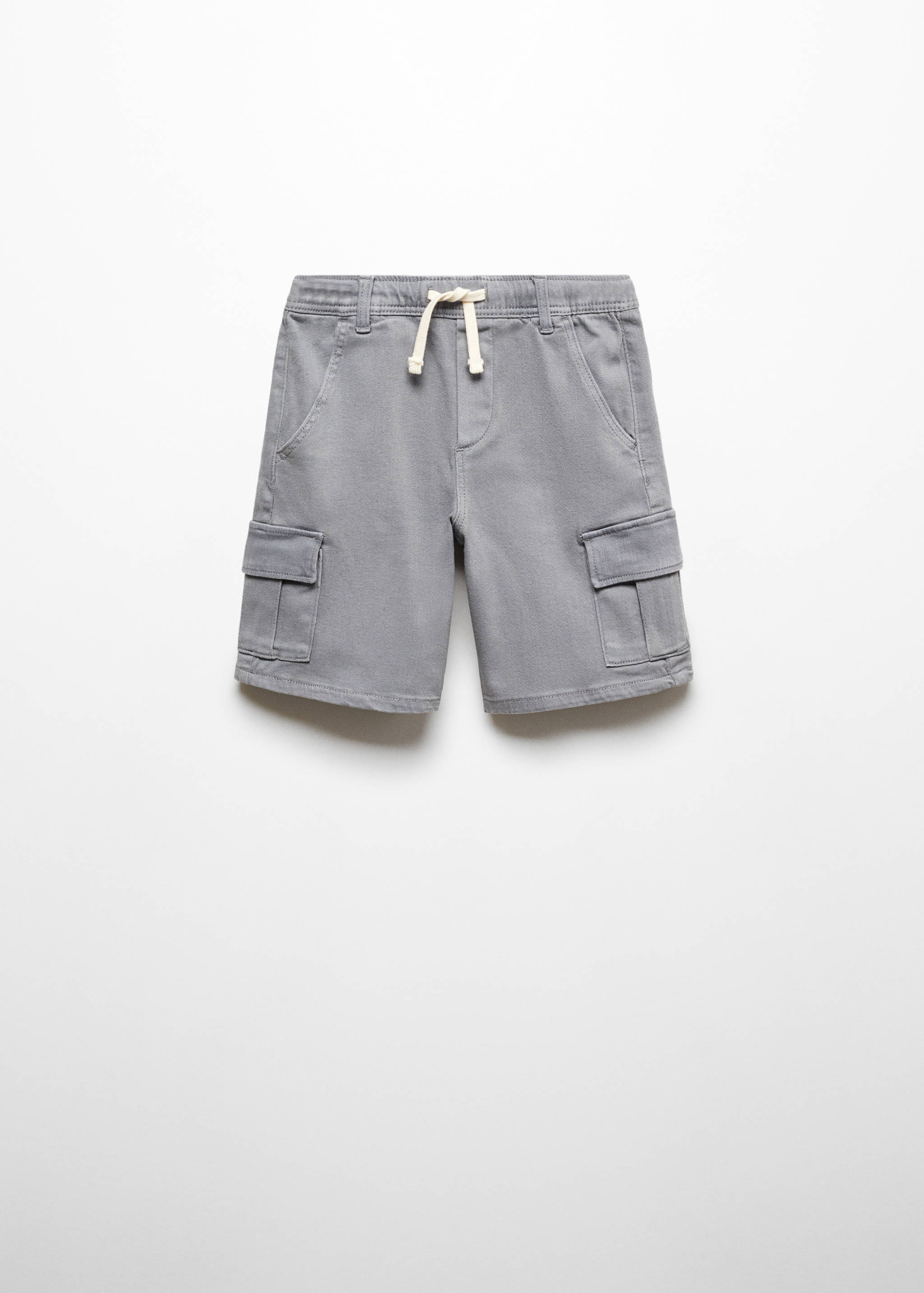 Cargo pockets Bermuda shorts - Article without model