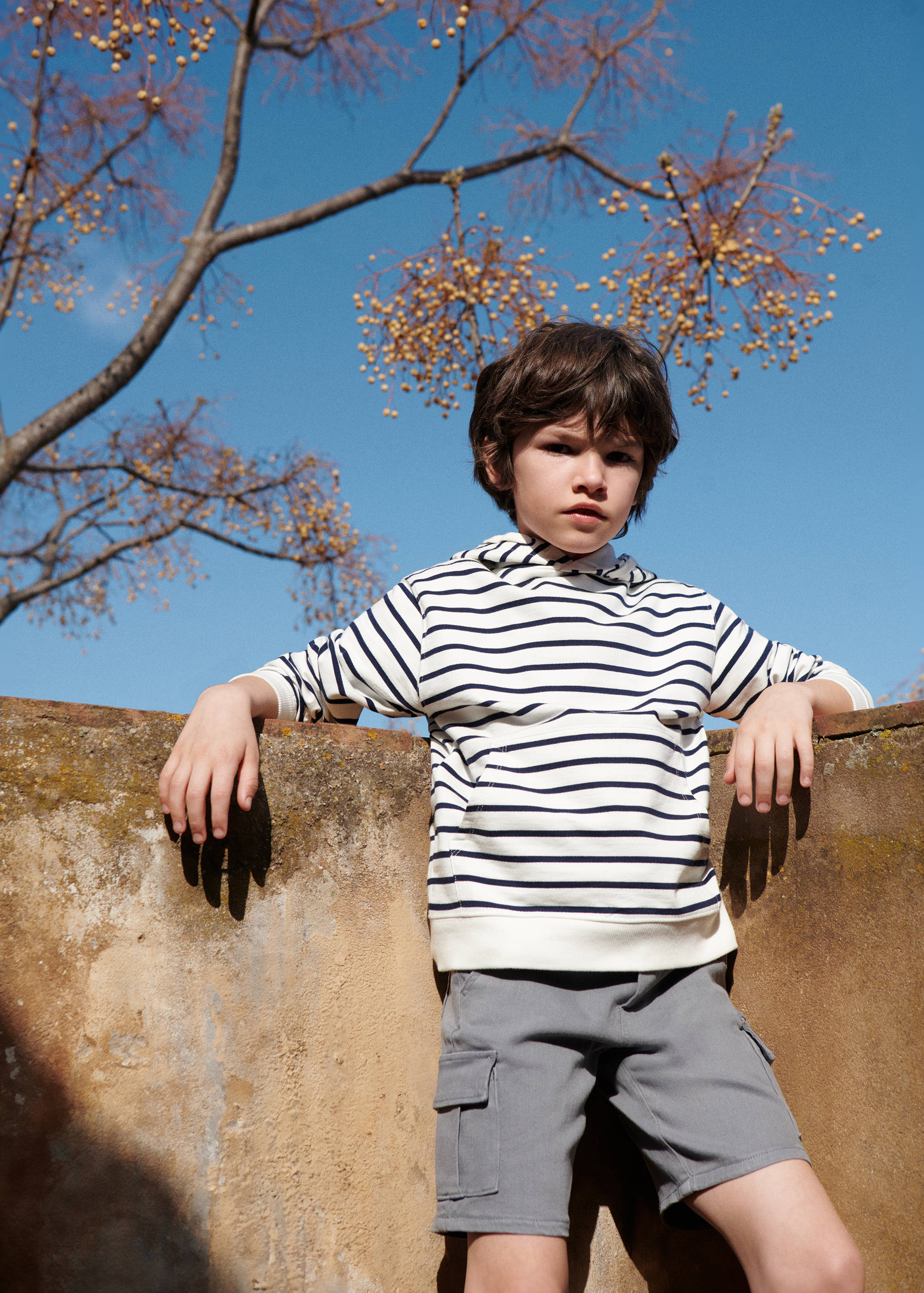 Cargo pockets Bermuda shorts - Details of the article 5