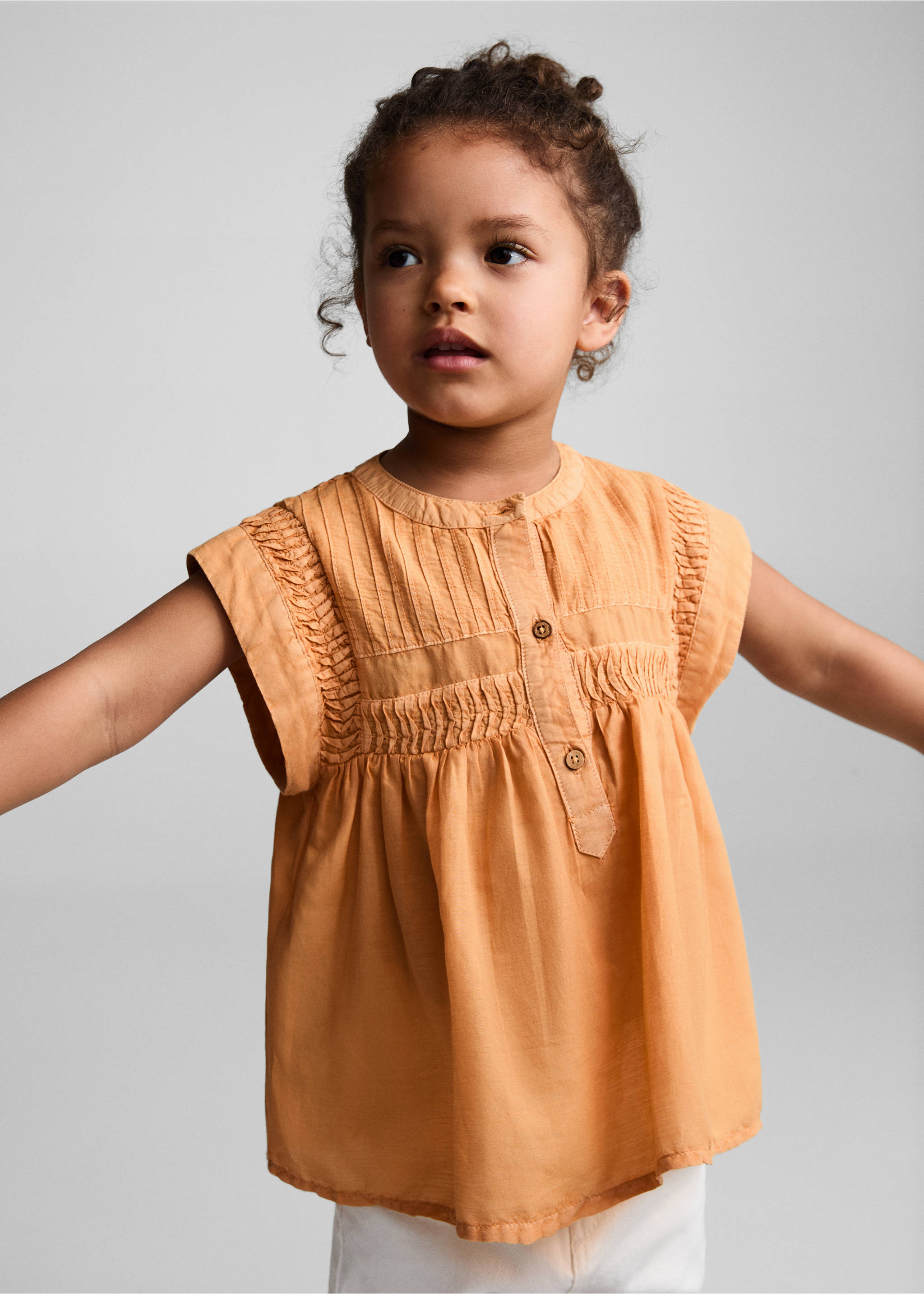 Plissierte Natural-Dye-Bluse - Mittlere Ansicht, Mandarine. Ref: 67075996-00.