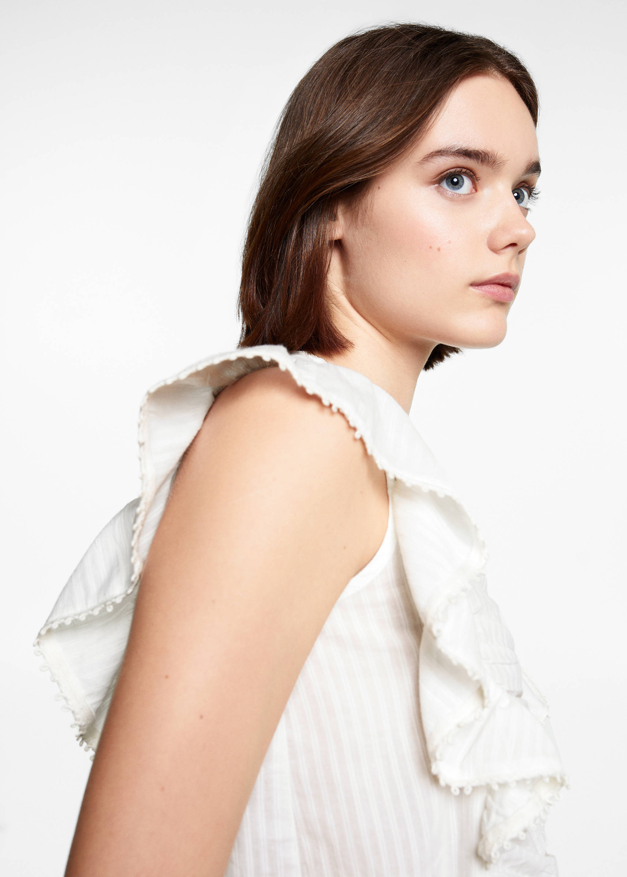 Geraffte Bluse mit Rüschen - Detail des Artikels 6