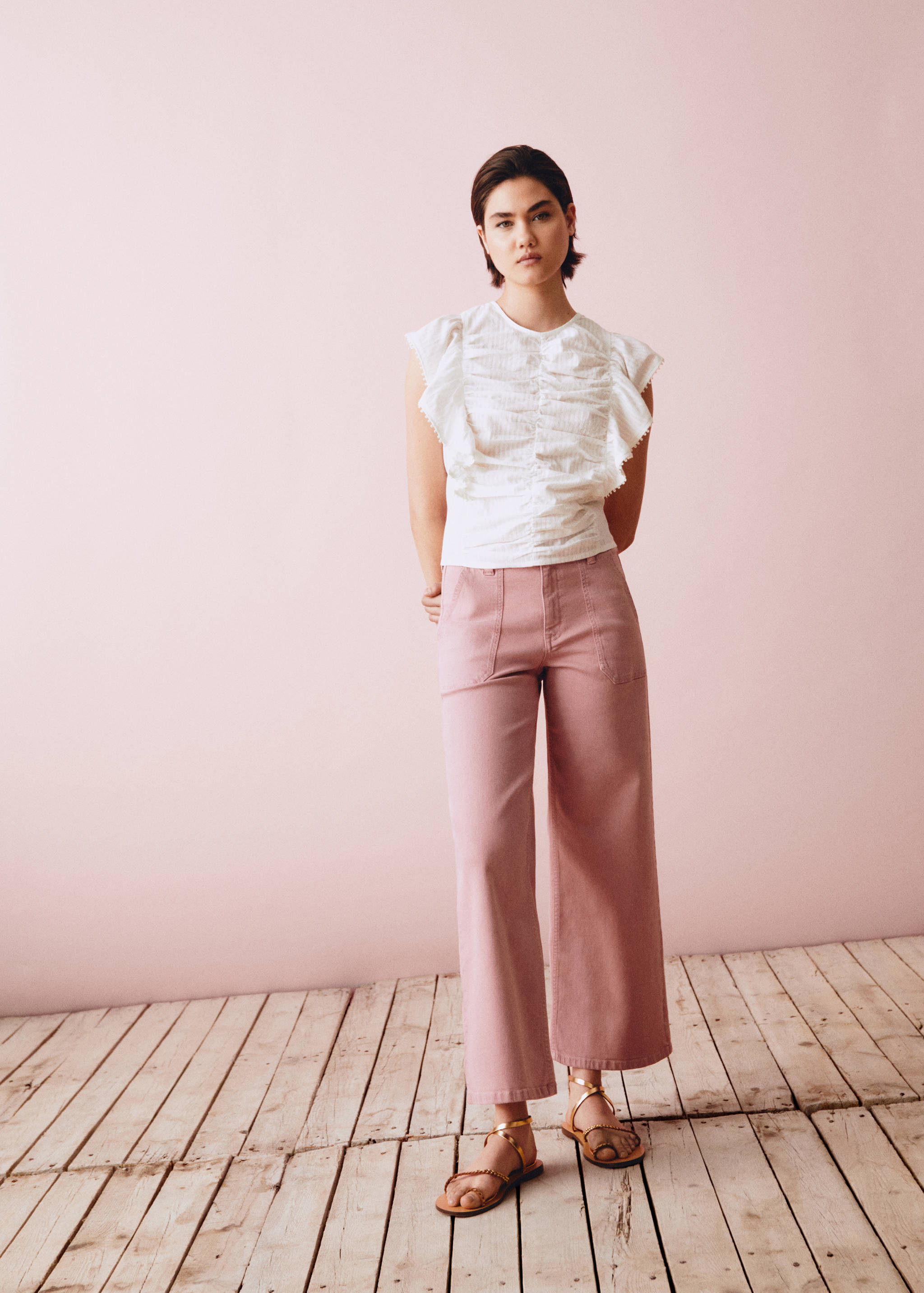 Ruched blouse with ruffles - Details of the article 5