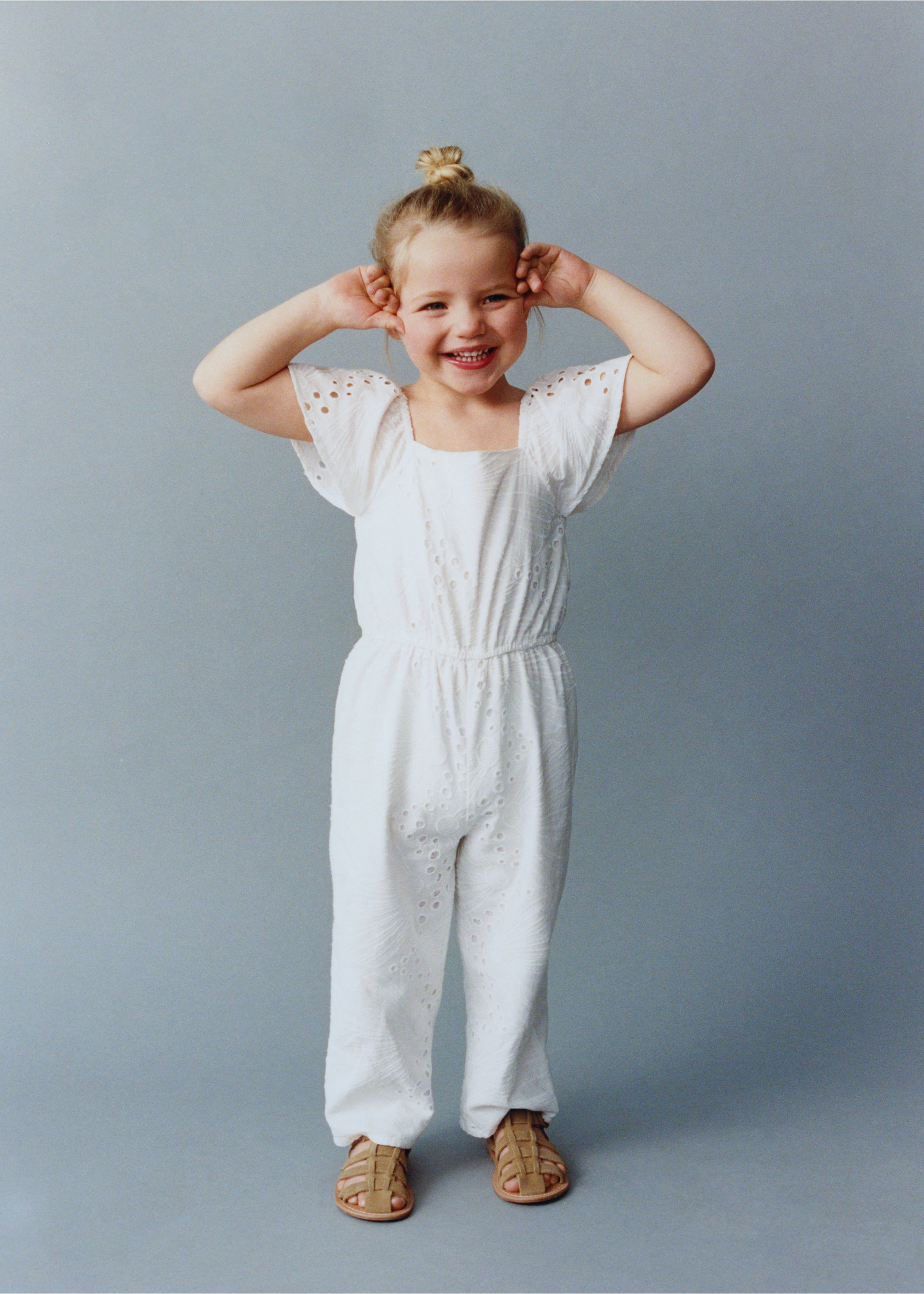 Jumpsuit mit Broderie Anglaise - Detail des Artikels 6