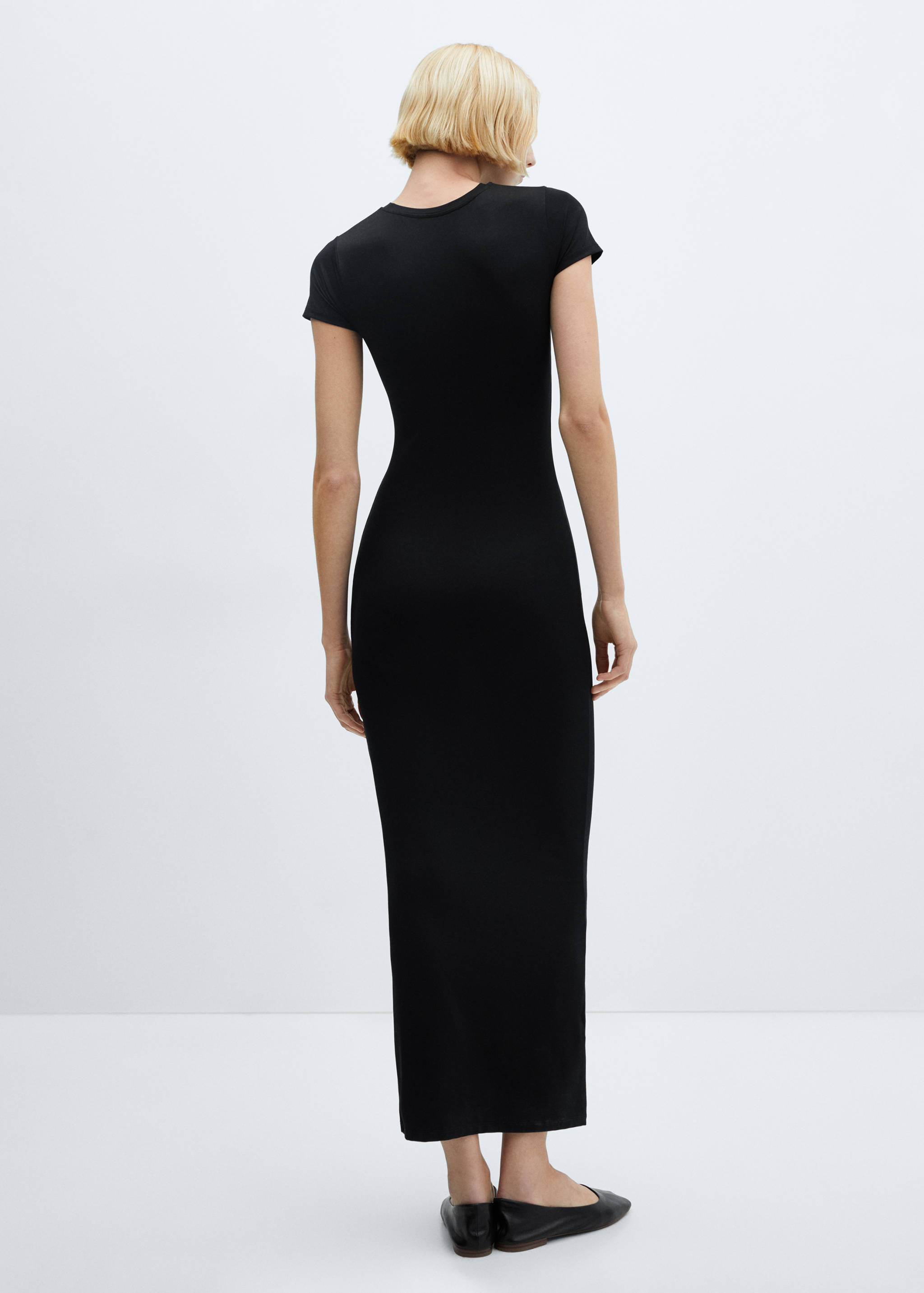 Short sleeved dress - Reverse of the article