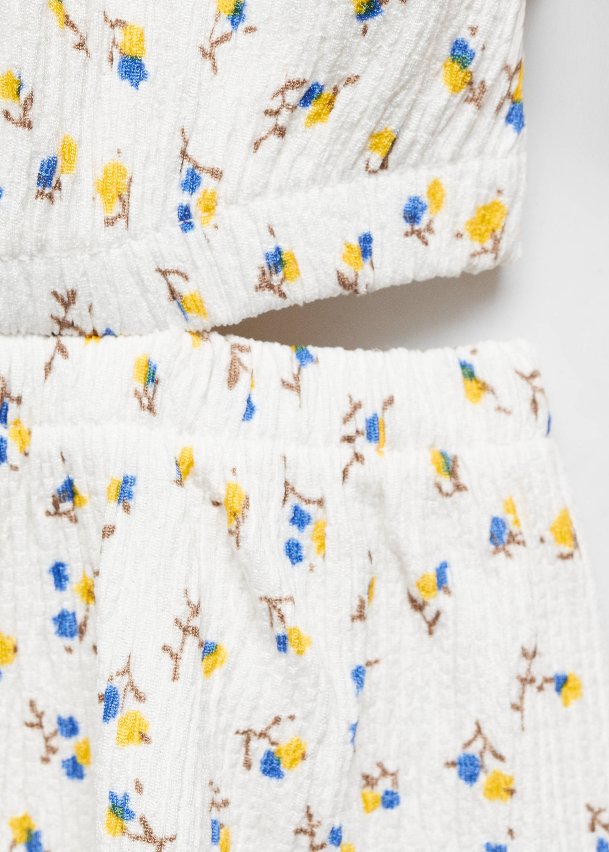 Floral dress with cut-out - Details of the article 8