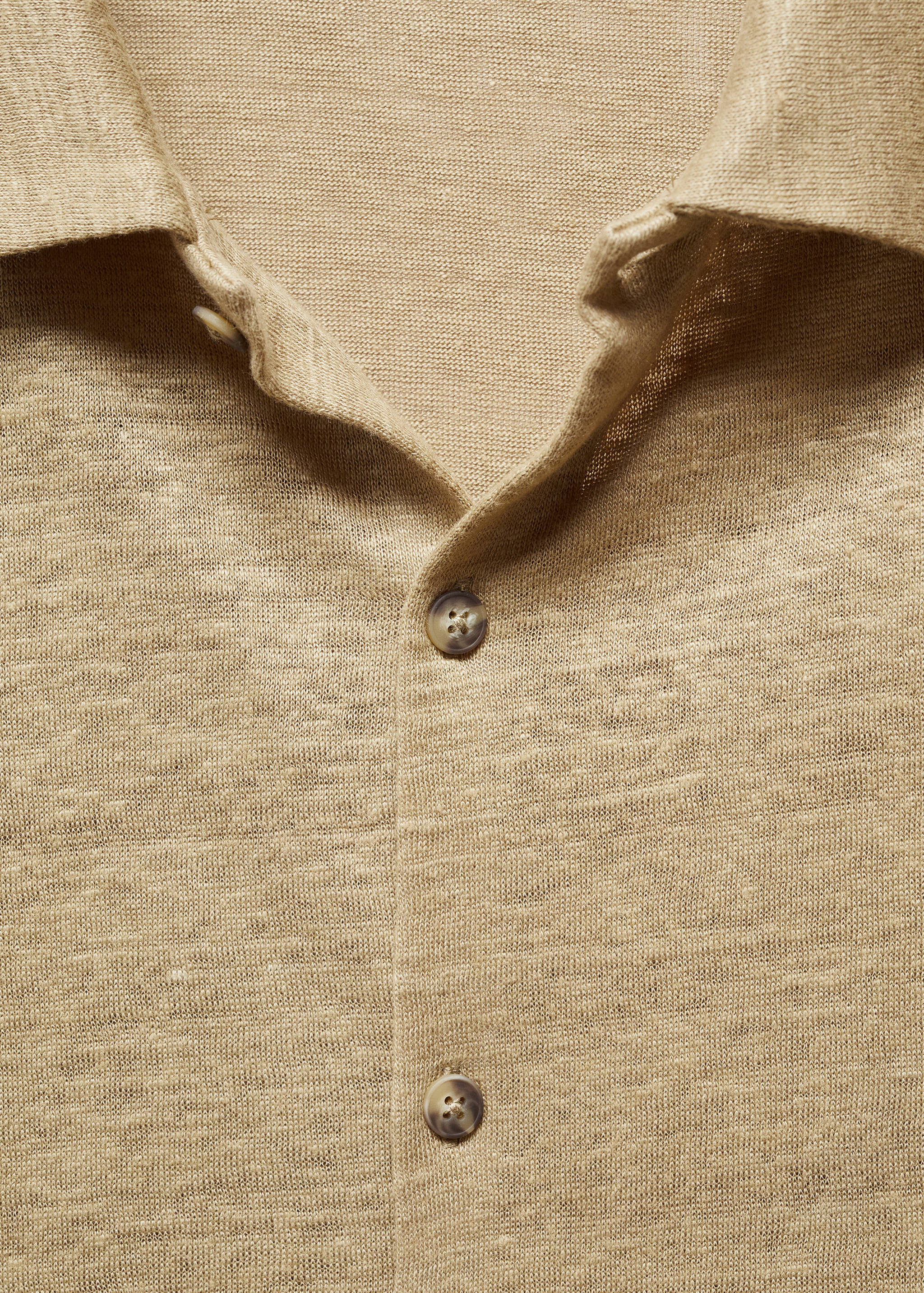 100% linen buttoned polo shirt - Details of the article 8