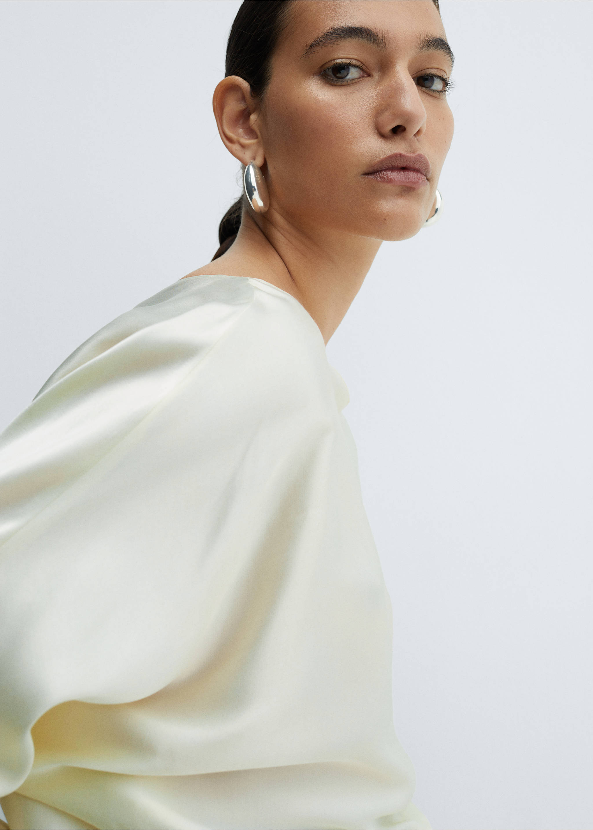 Satin cape-style blouse - Details of the article 1, Pastel Green. Ref: 67076323-00.