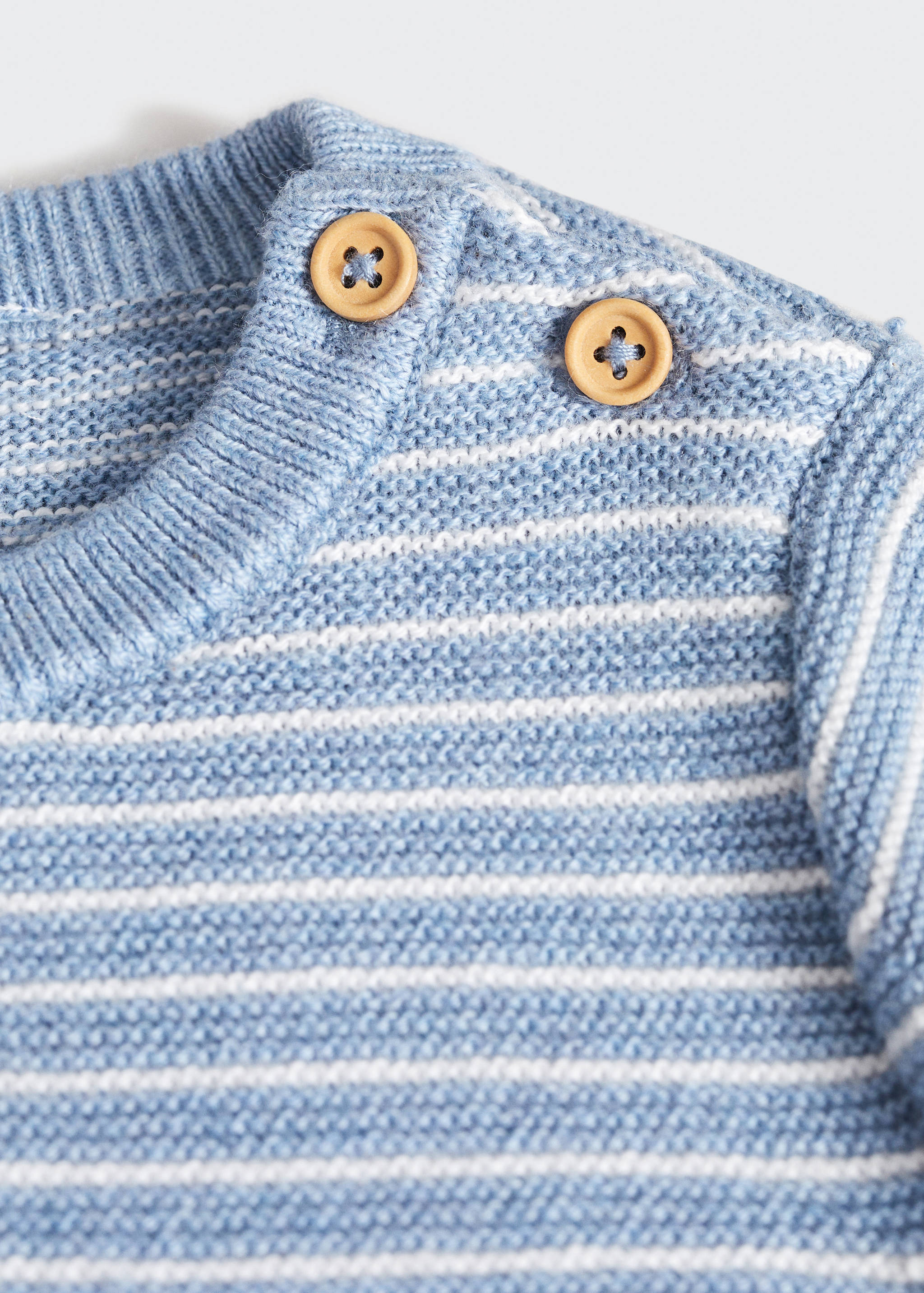 Pullover mit Streifenmuster - Detail des Artikels 8