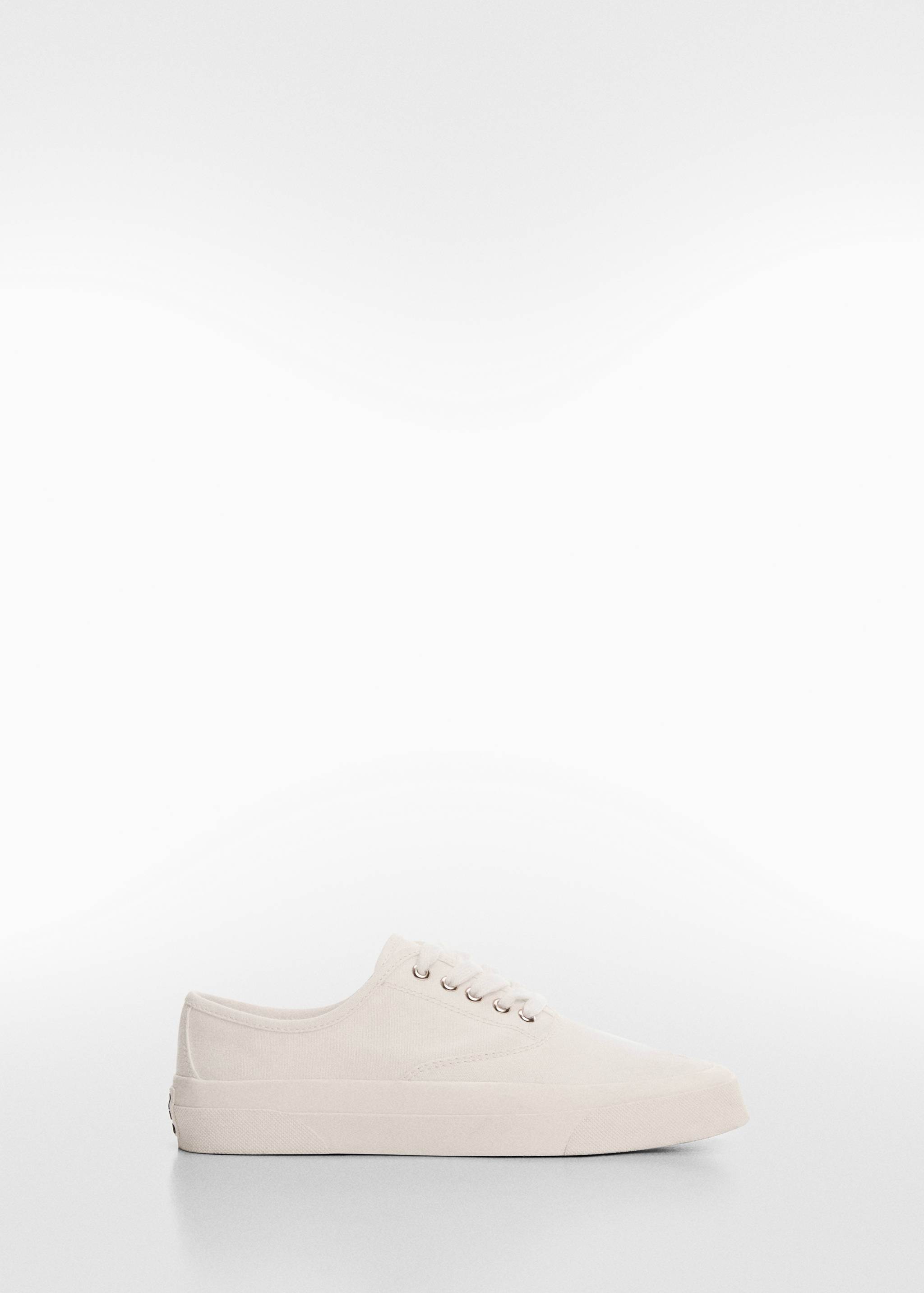 Canvas sneakers met veters - Artikel zonder model