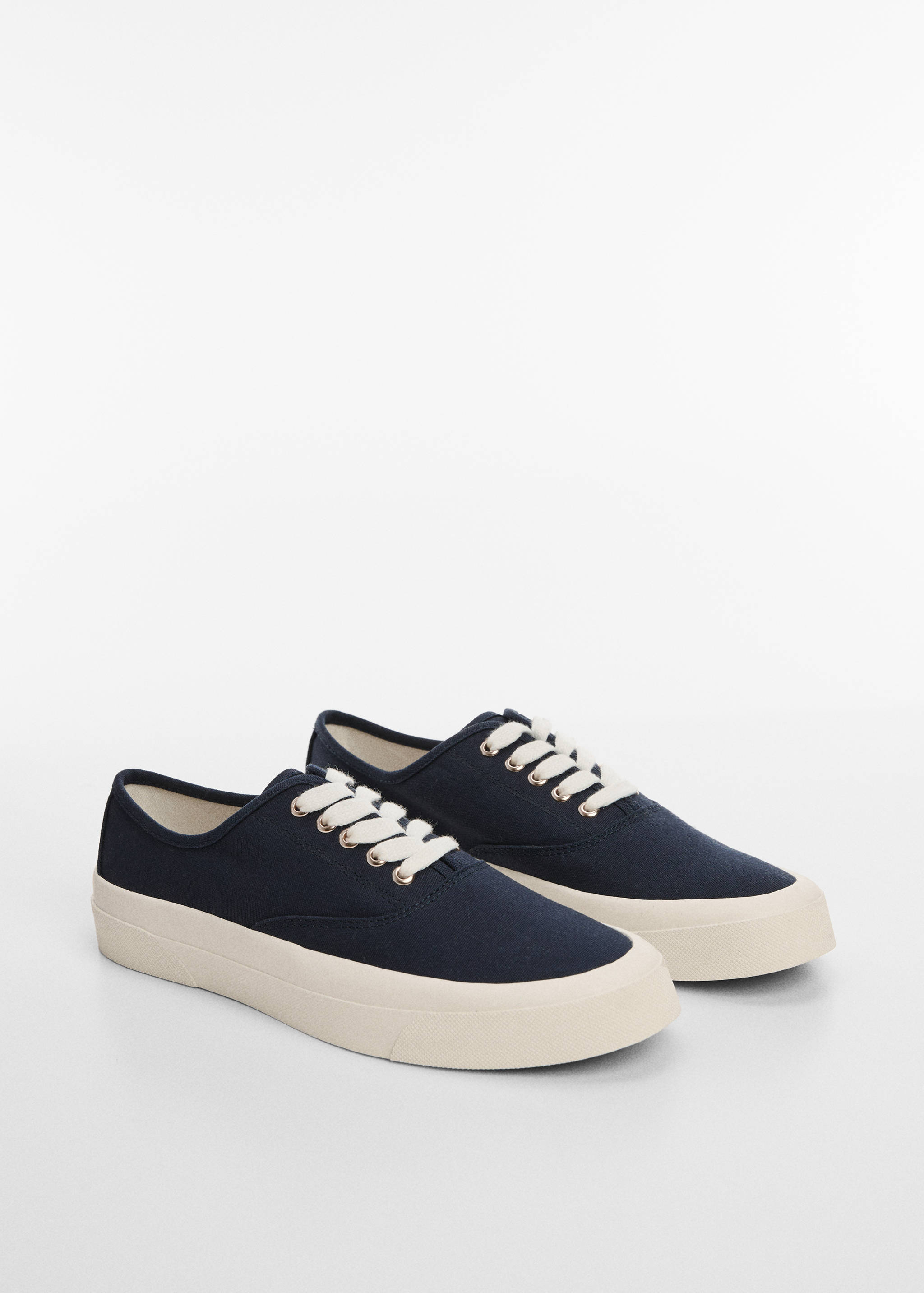 Canvas sneakers met veters - Middenvlak