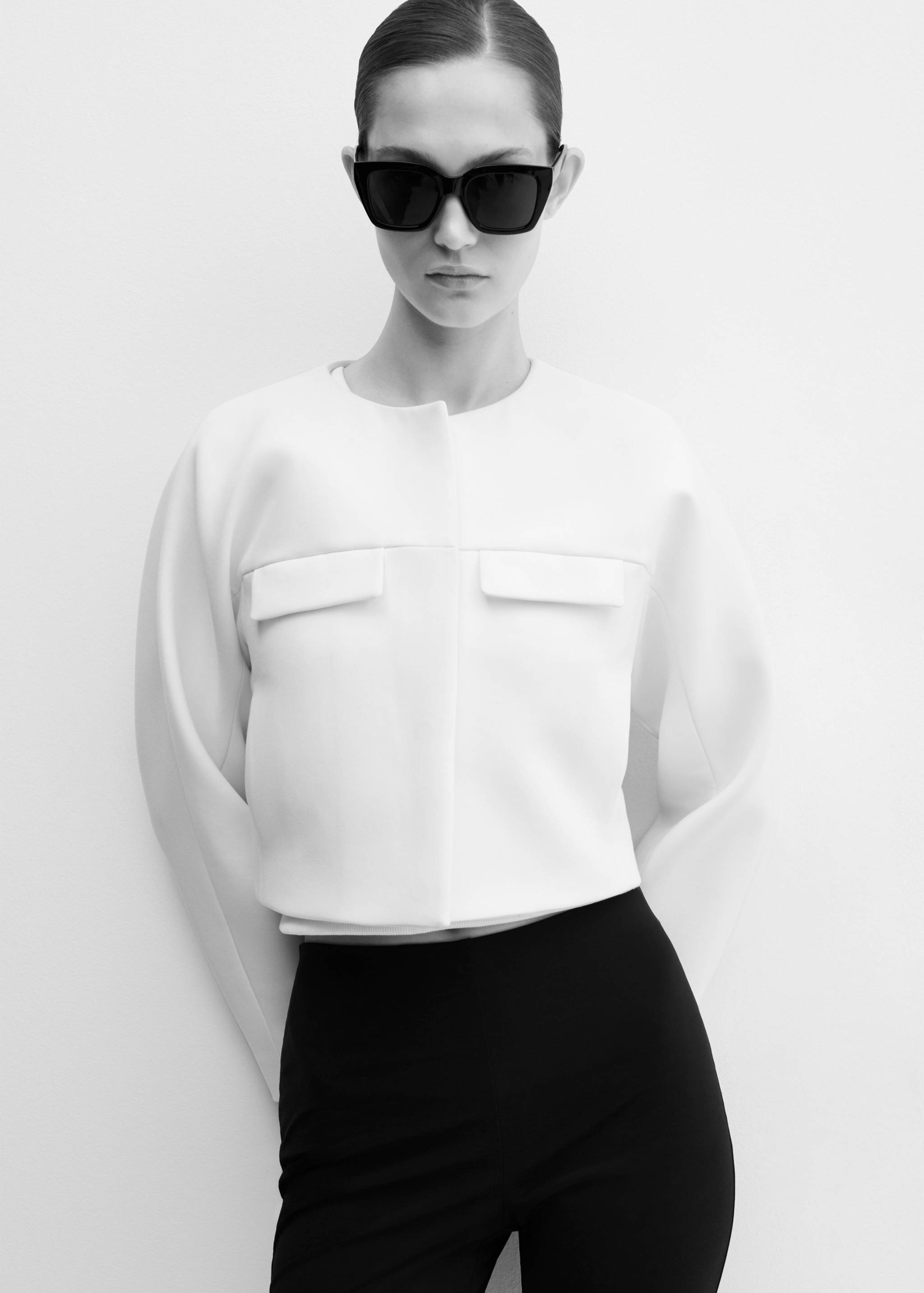 Jacket with lapel detail - Details of the article 2