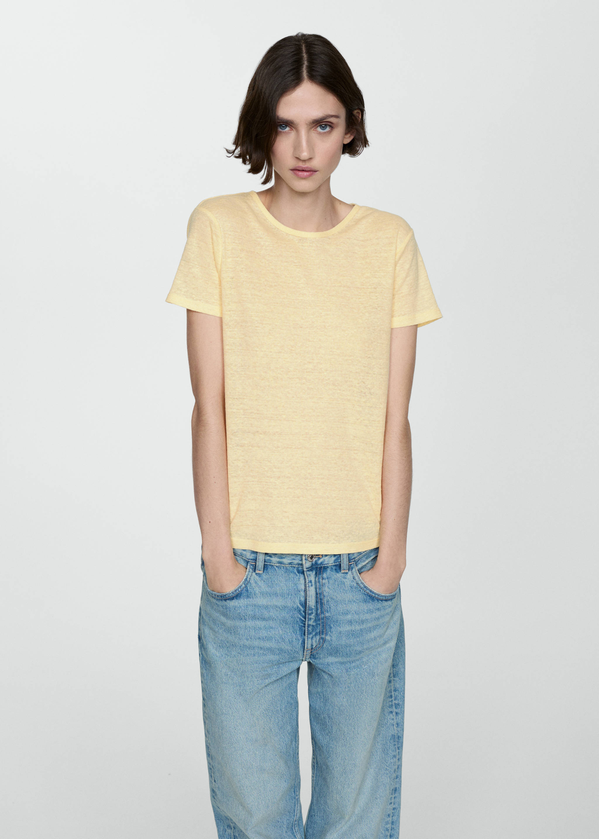 Kurzärmliges Leinen-T-Shirt - Mittlere Ansicht