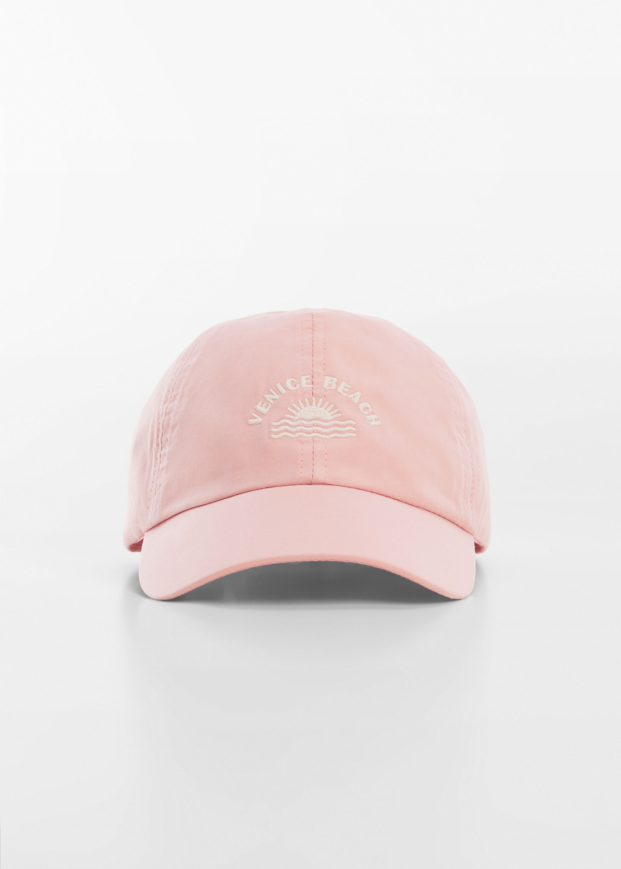 Cap with embroidered letter - Medium plane