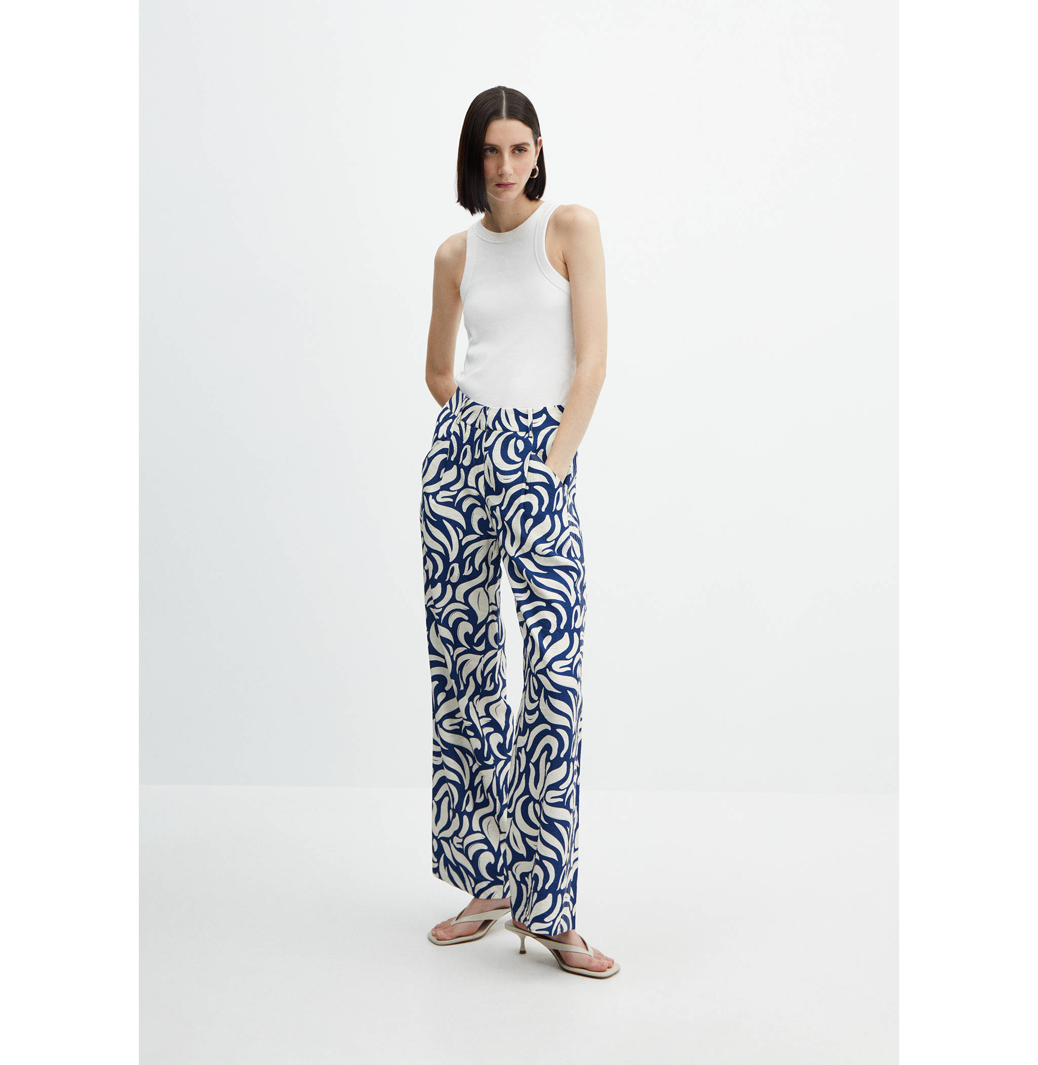 Wide leg printed trousers with pleats - General plane