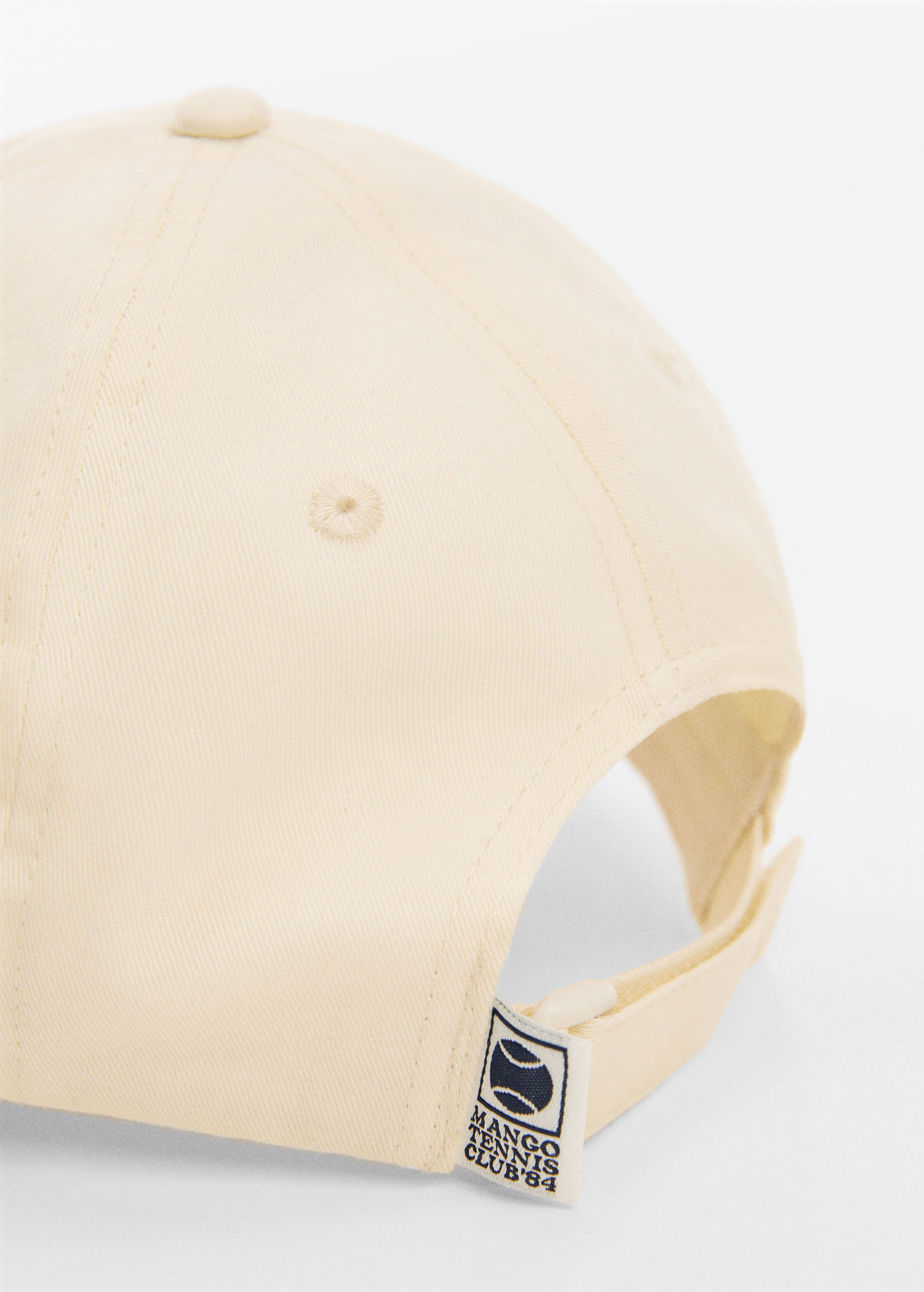 Cap with embroidered logo - Details of the article 1