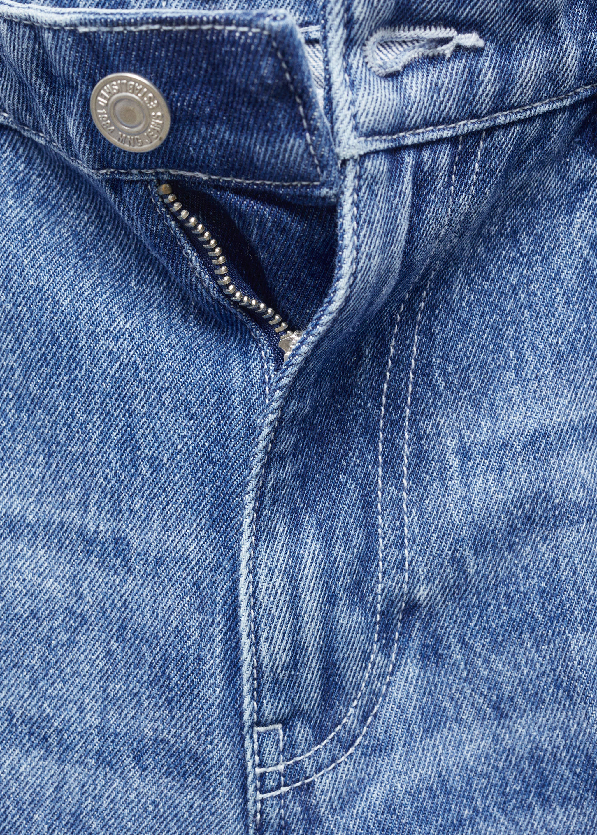 Straight-fit denim bermuda shorts - Details of the article 8