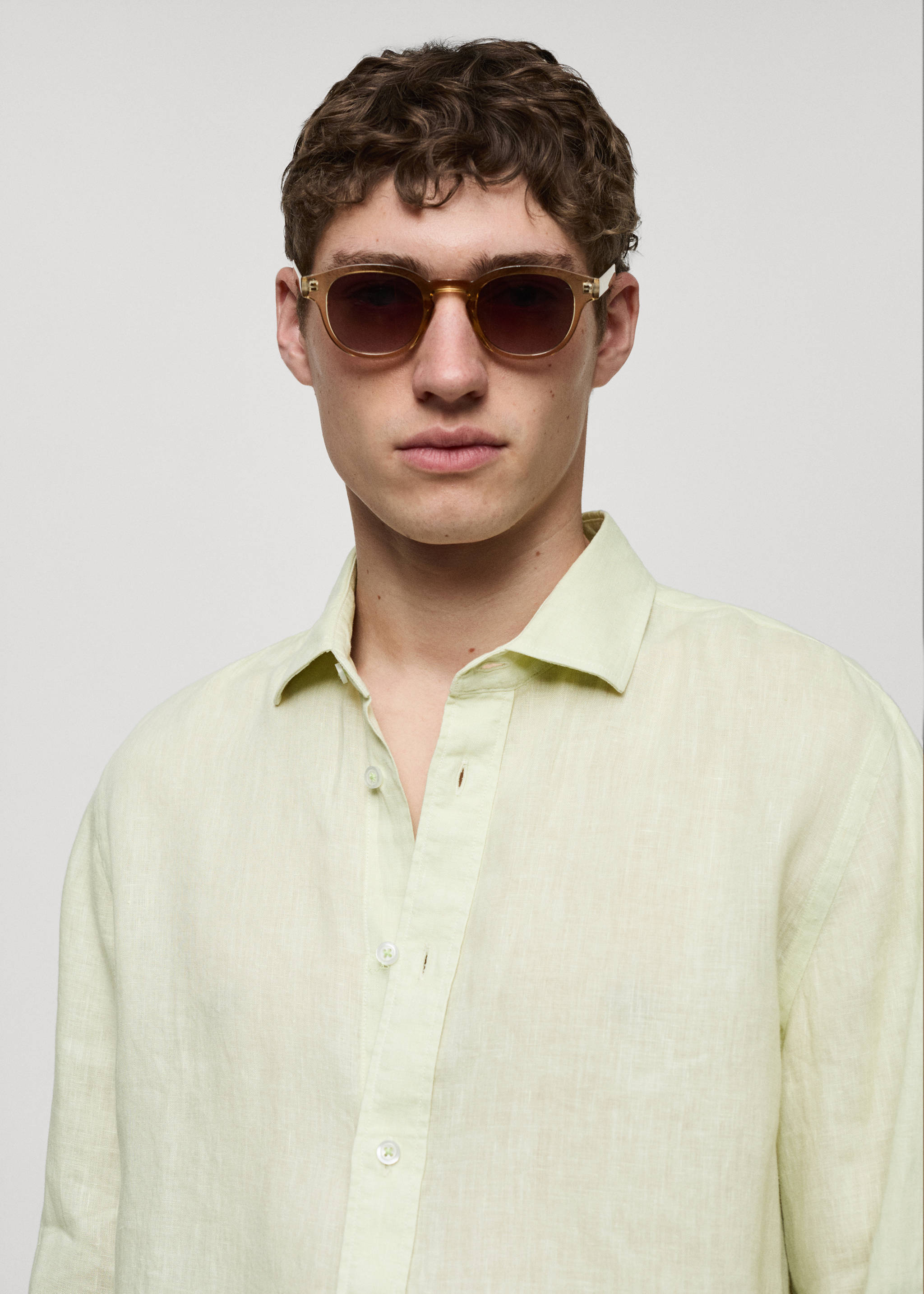 Classic fit 100% linen shirt - Details of the article 1