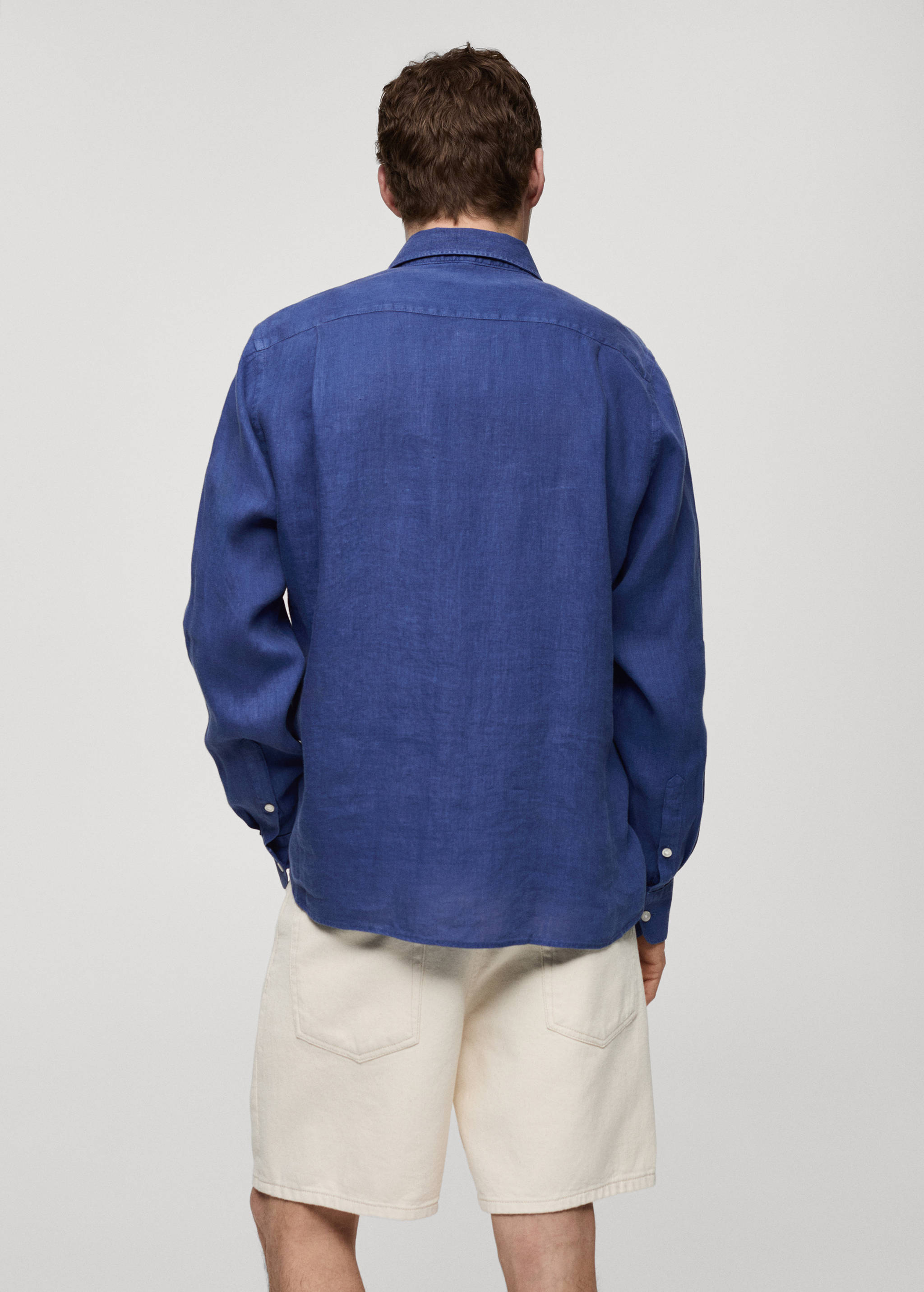 Classic fit 100% linen shirt - Reverse of the article