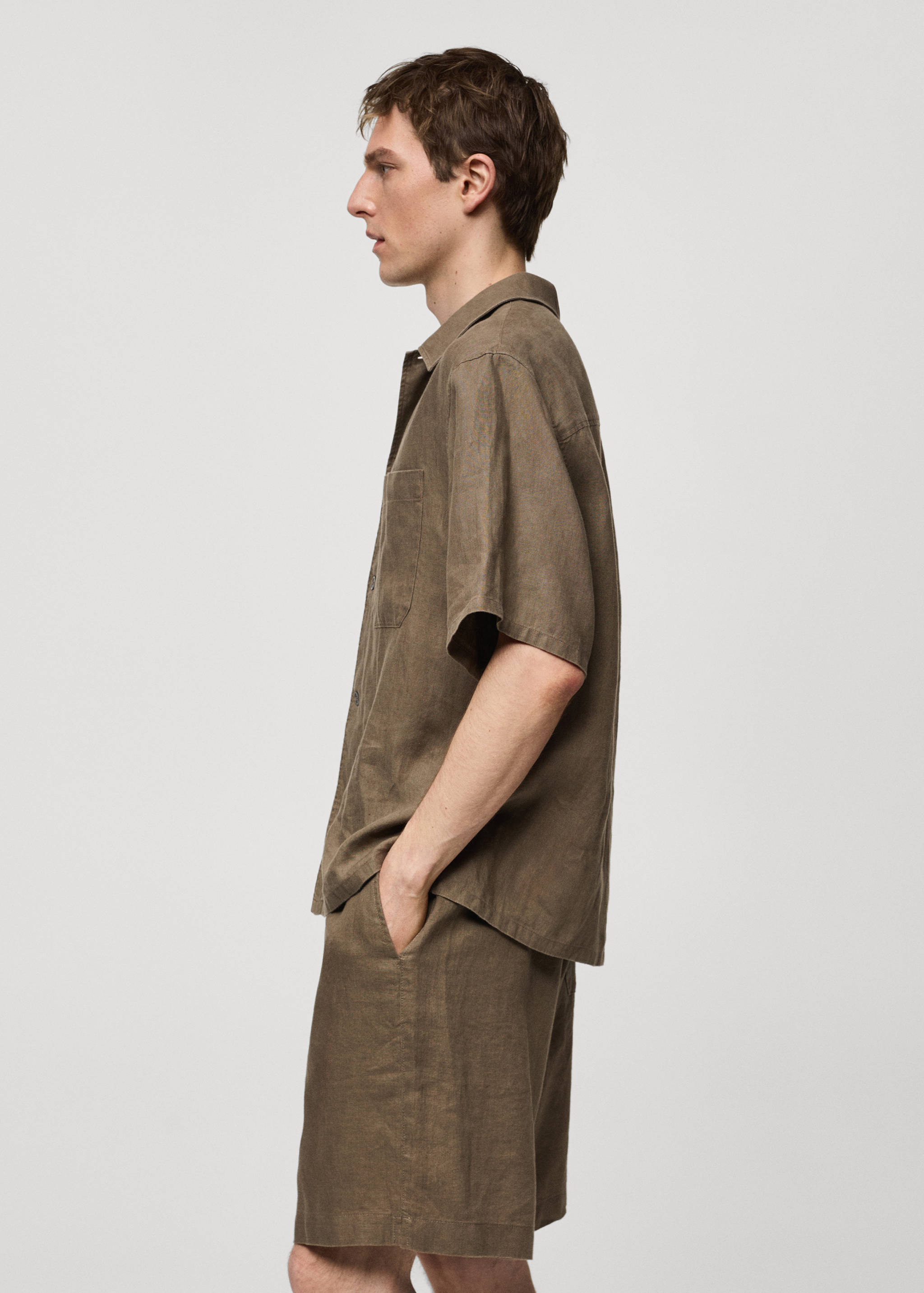 Regular-Fit-Hemd aus 100 % Leinen mit Tasche - Detail des Artikels 6