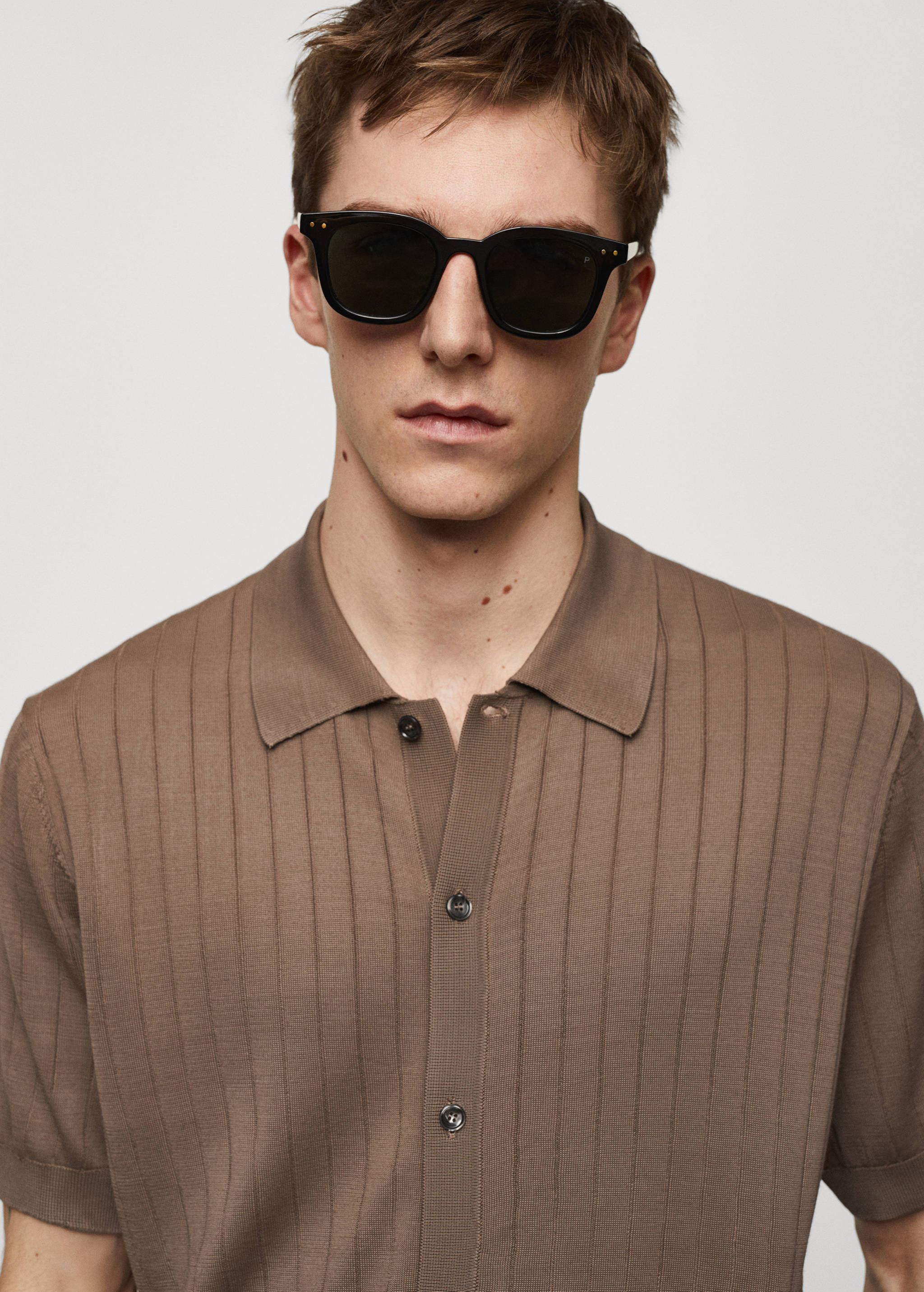 Strick-Poloshirt mit Knöpfen - Detail des Artikels 1
