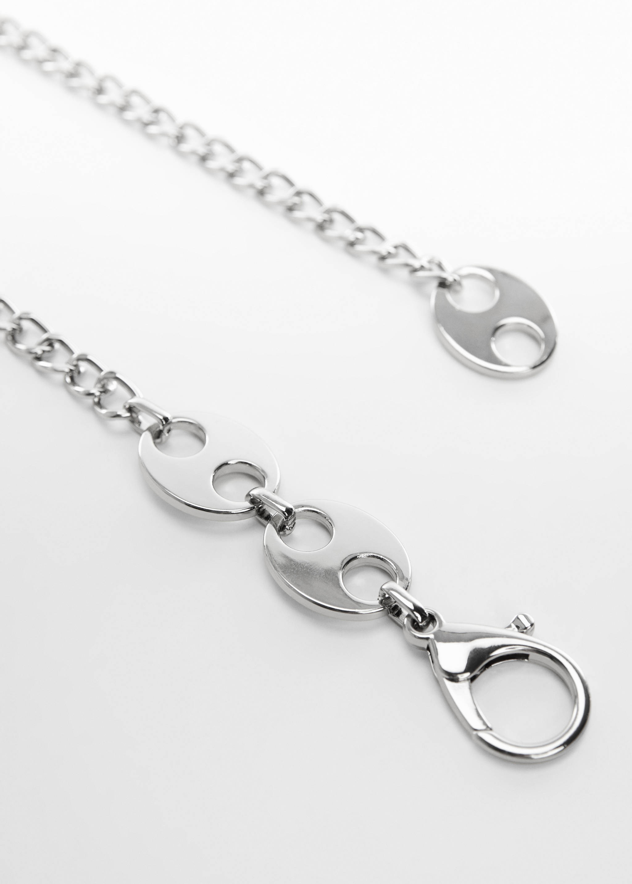 Ceinture chaîne métallique - Plan moyen