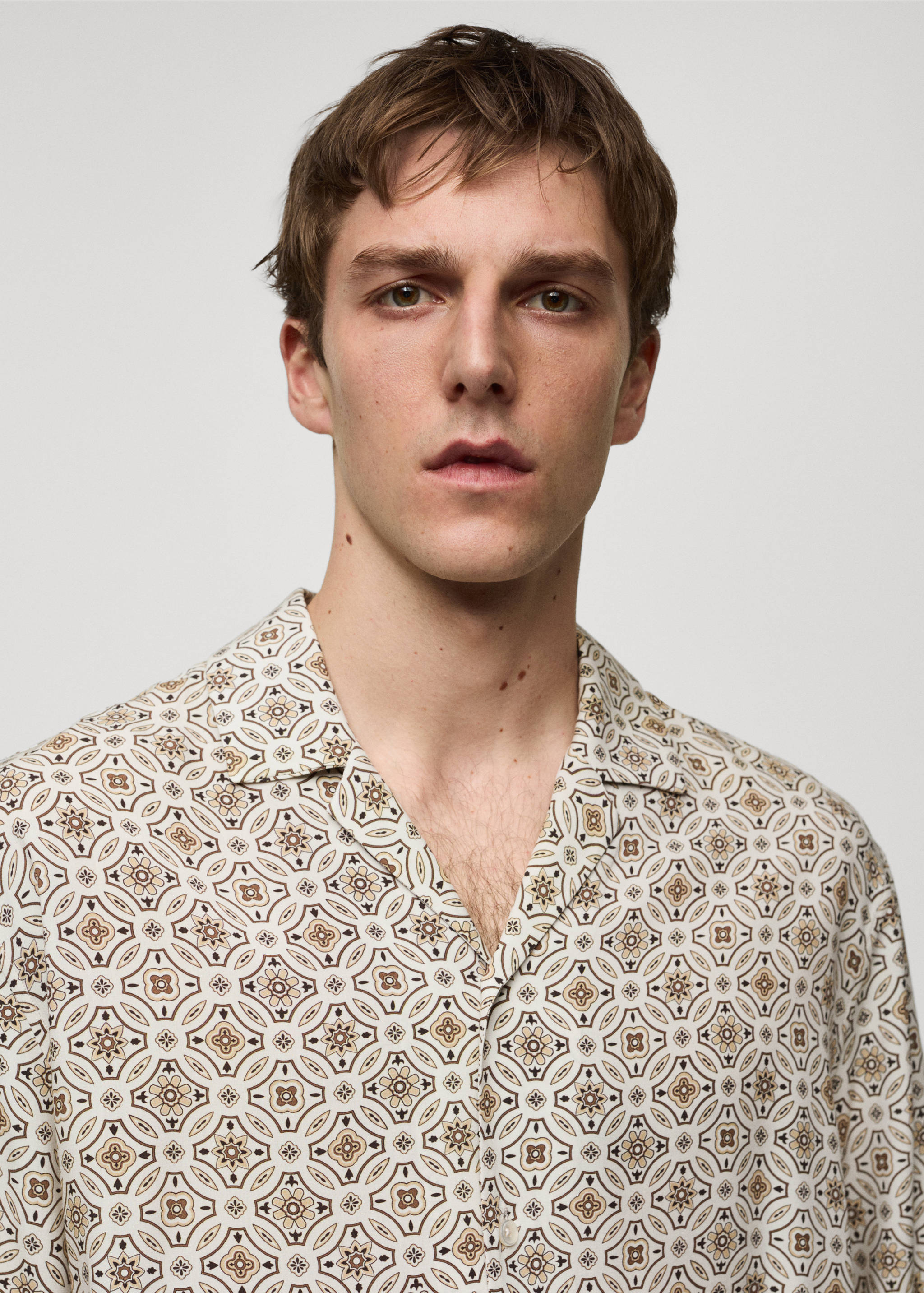 Printed fluid regular-fit shirt - Details of the article 1