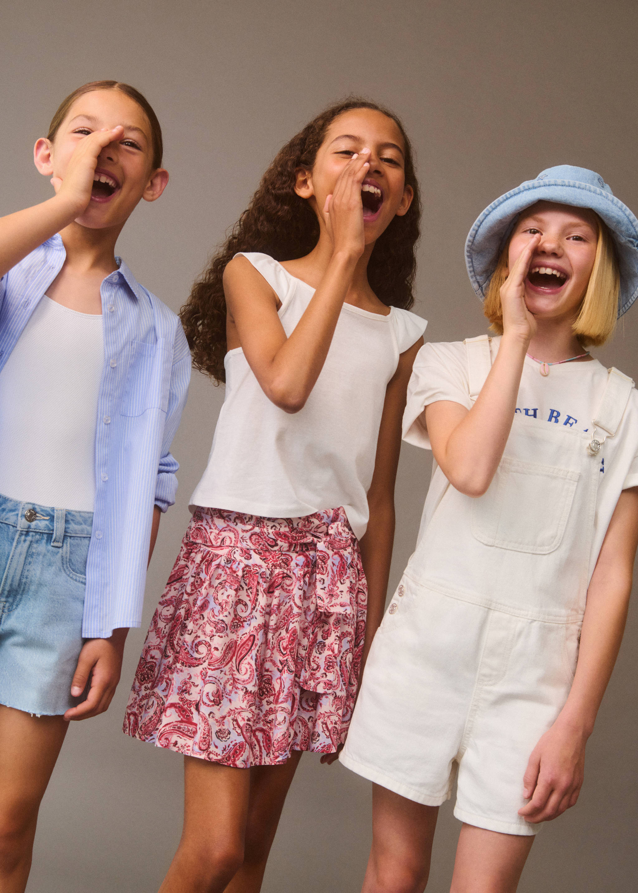 Salopette courte en jean - Détail de l'article 5