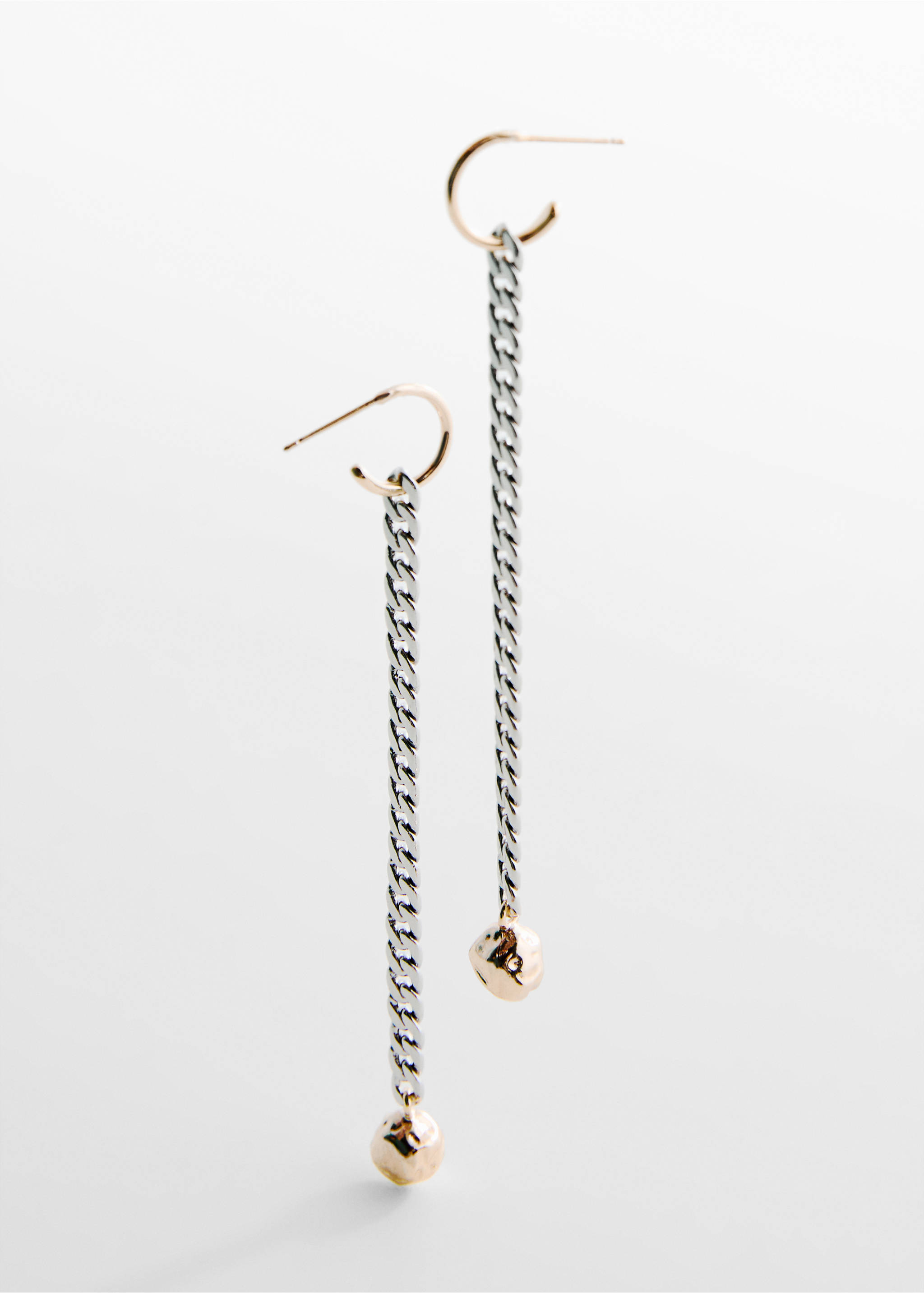 Long-bead chain earrings - Details of the article 1, Silver. Ref: 67078653-00.