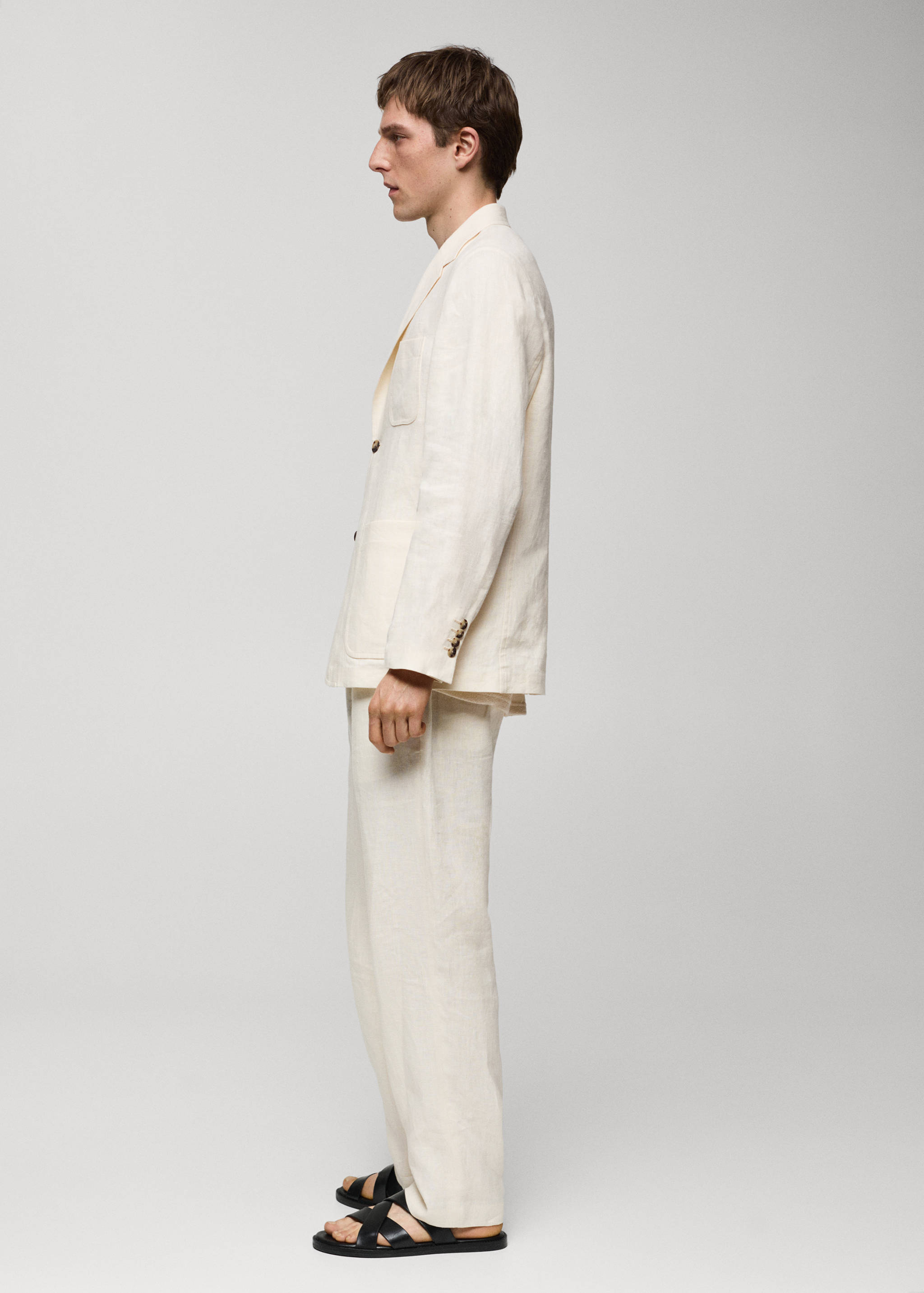 100% relaxed-firt linen jacket with pockets - Details of the article 2
