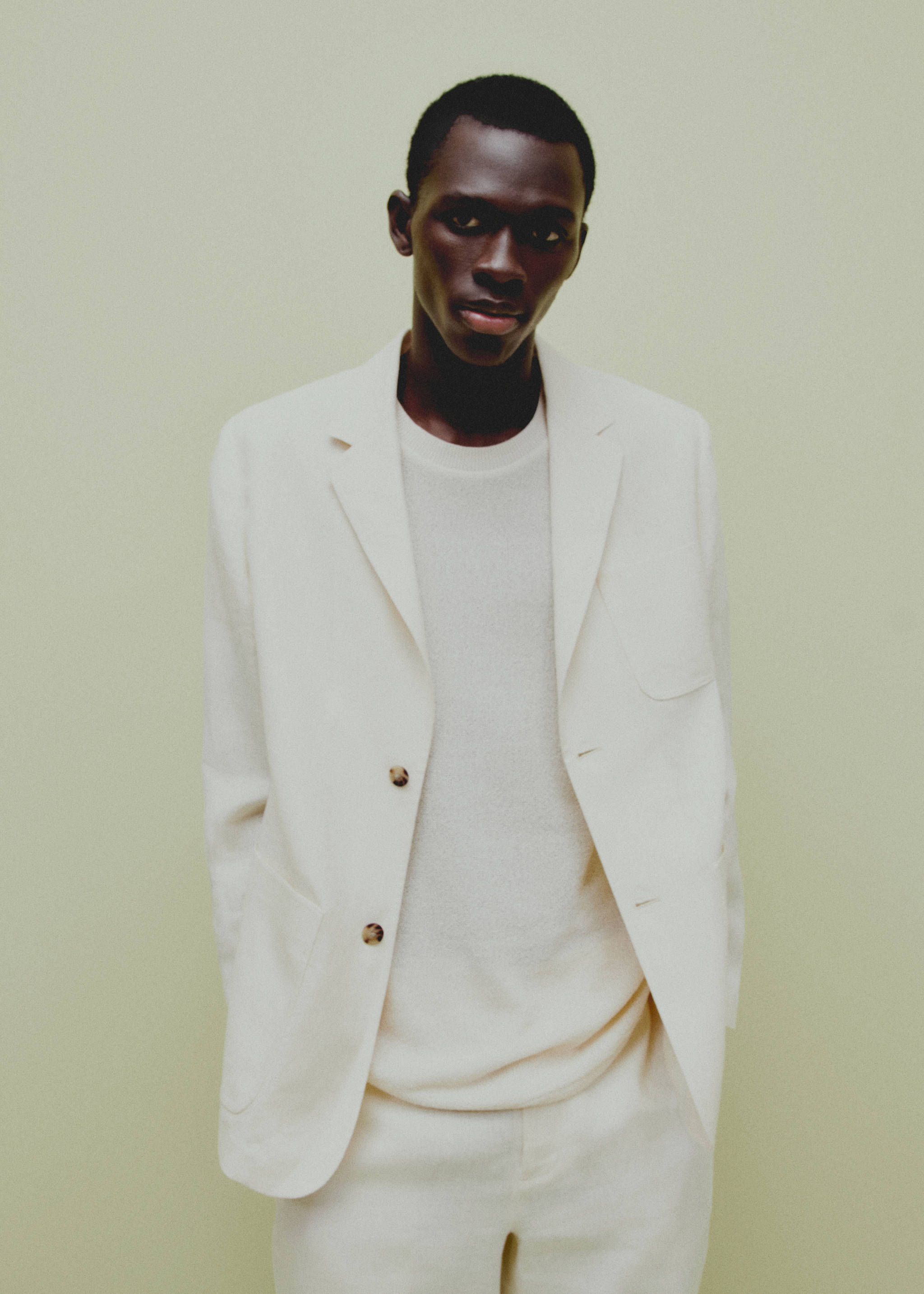 100% relaxed-firt linen jacket with pockets - Details of the article 5