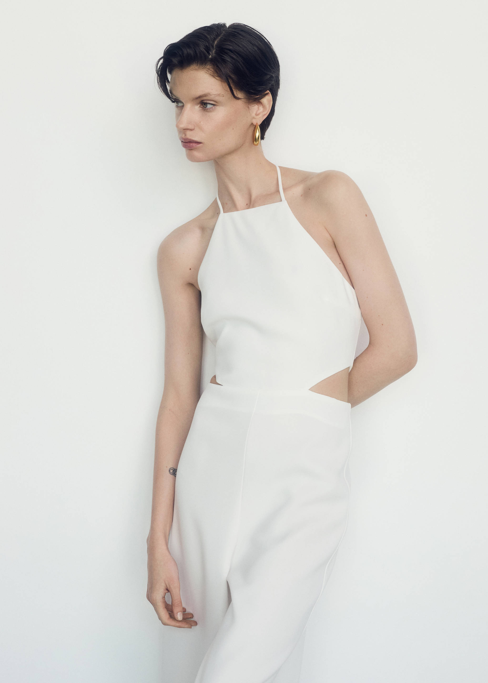 Halter-neck jumpsuit with slits - Details of the article 2