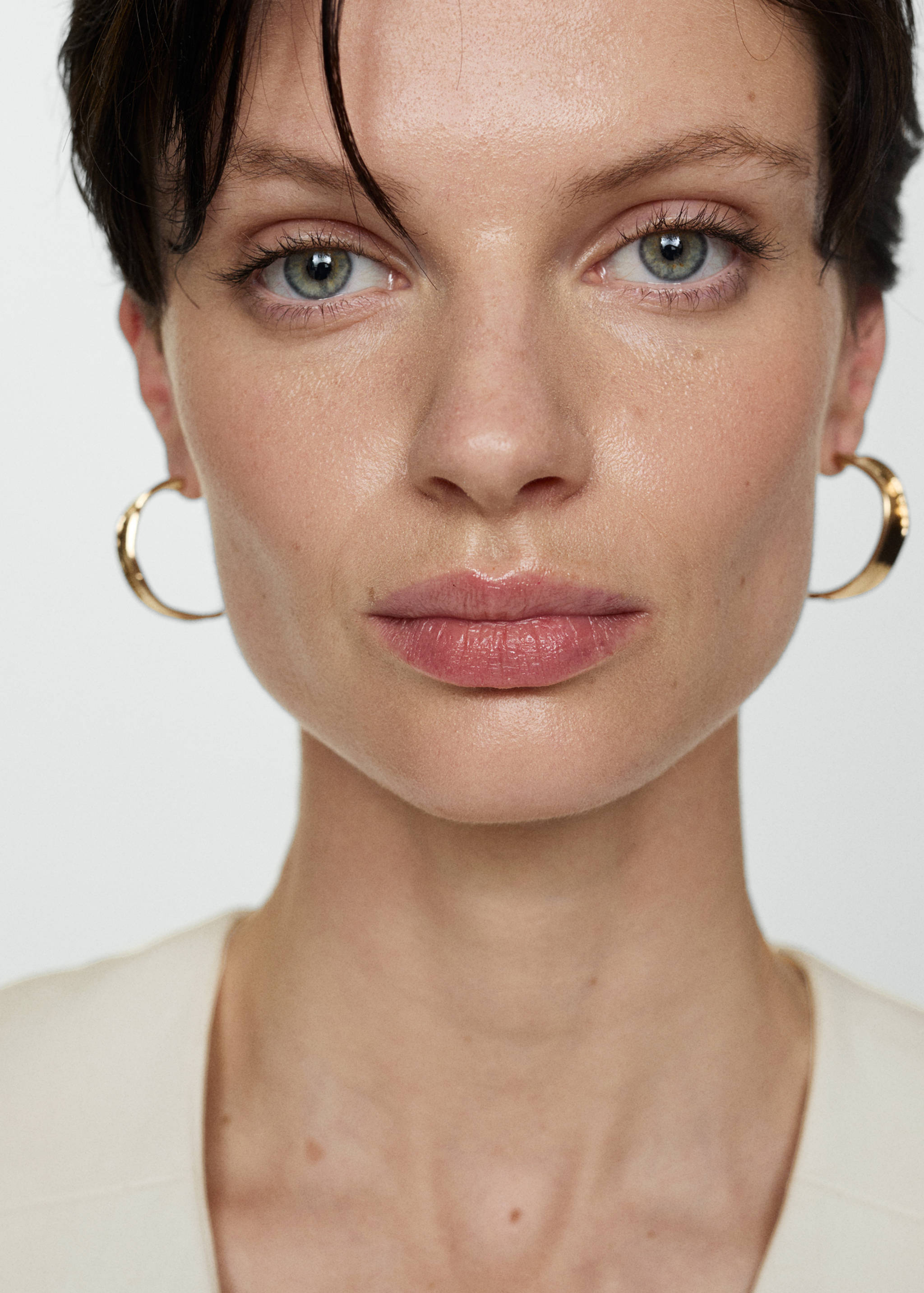 Long vest with buttons - Details of the article 1