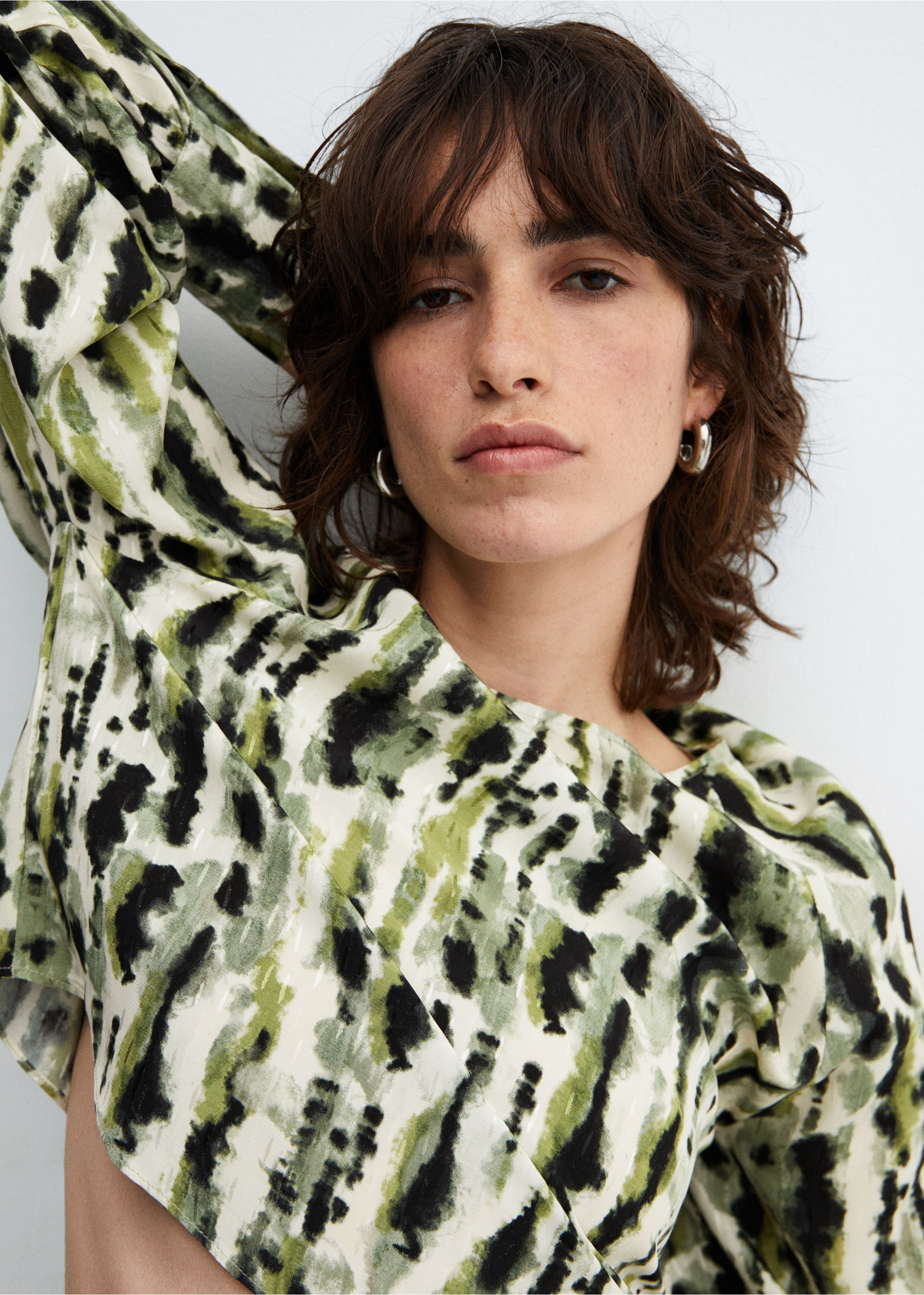 Bedruckte Bluse mit Schleife - Detail des Artikels 1