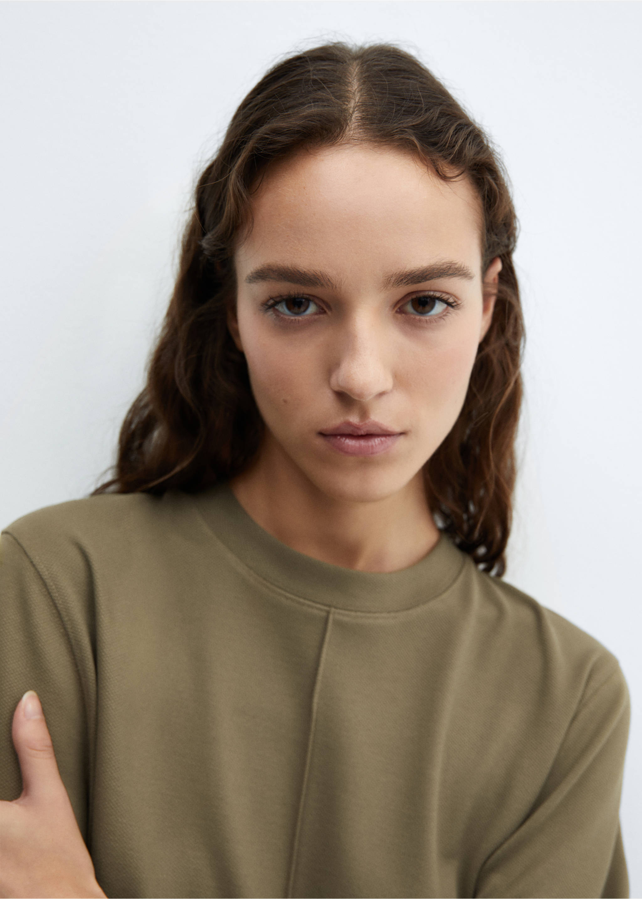 Decorative stitching sweatshirt - Details of the article 1, Khaki. Ref: 67080453-00.