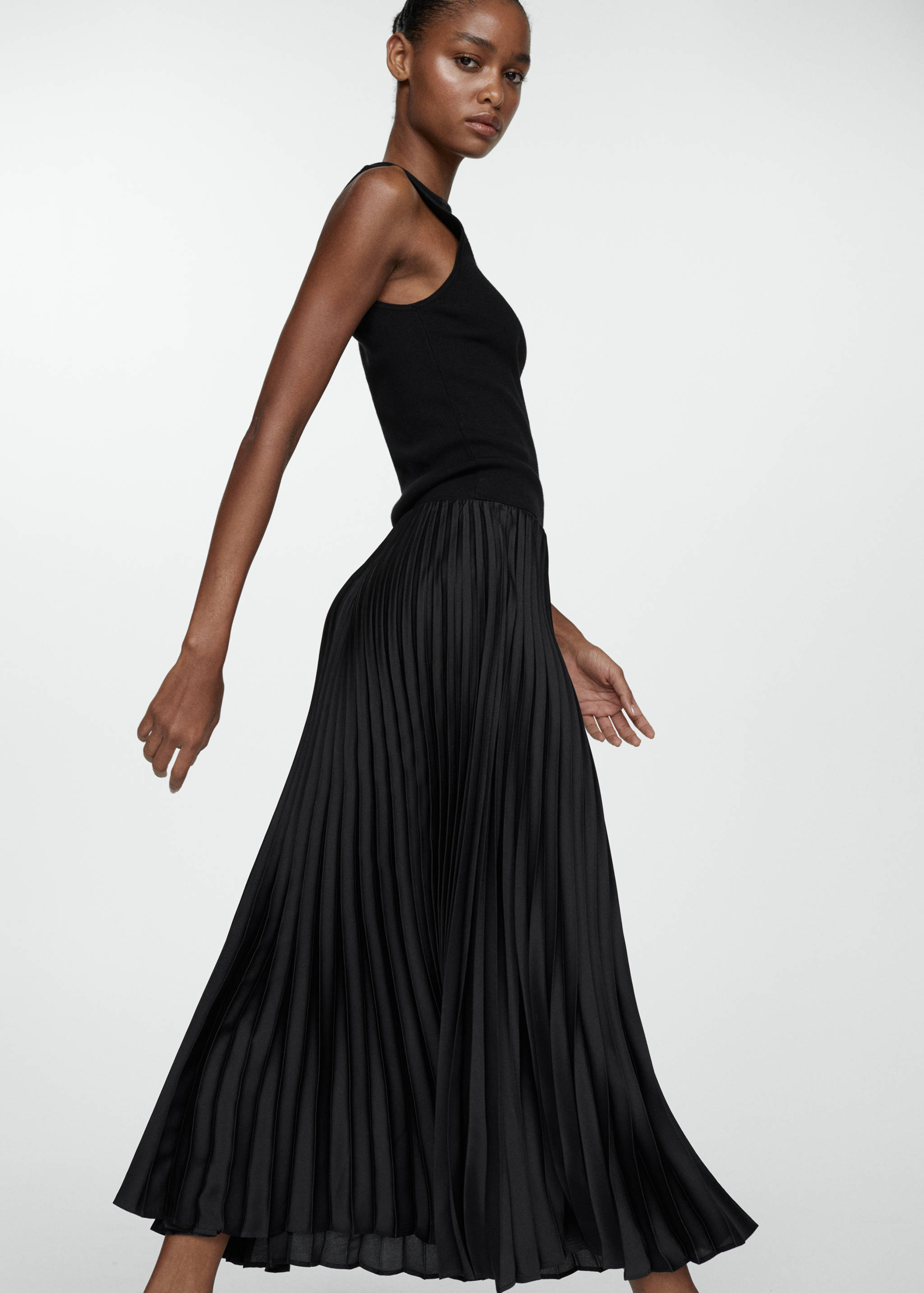 Plisowana spódnica satynowa - Szczegóły artykułu 2