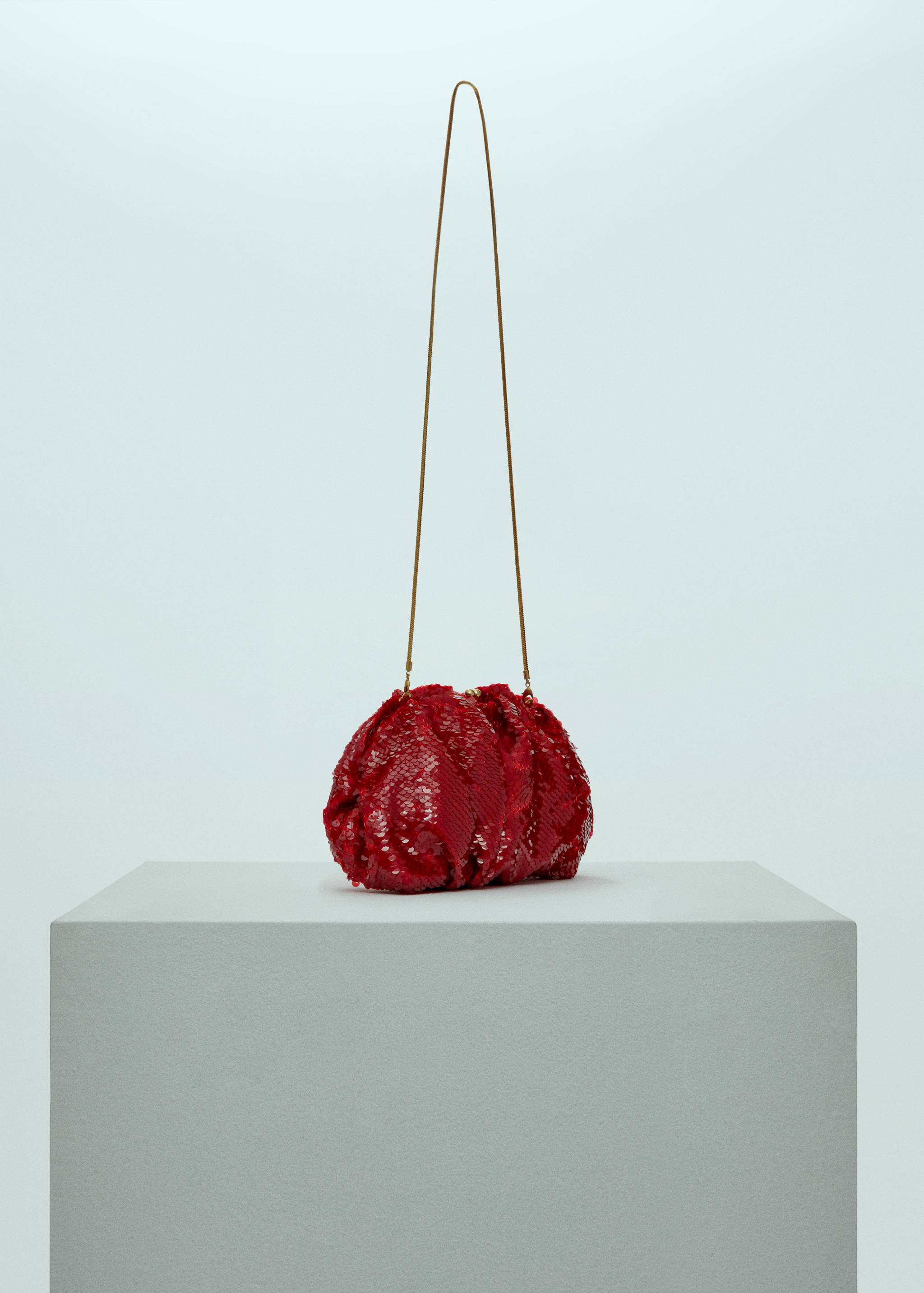 Bolso clutch lentejuelas - Plano medio