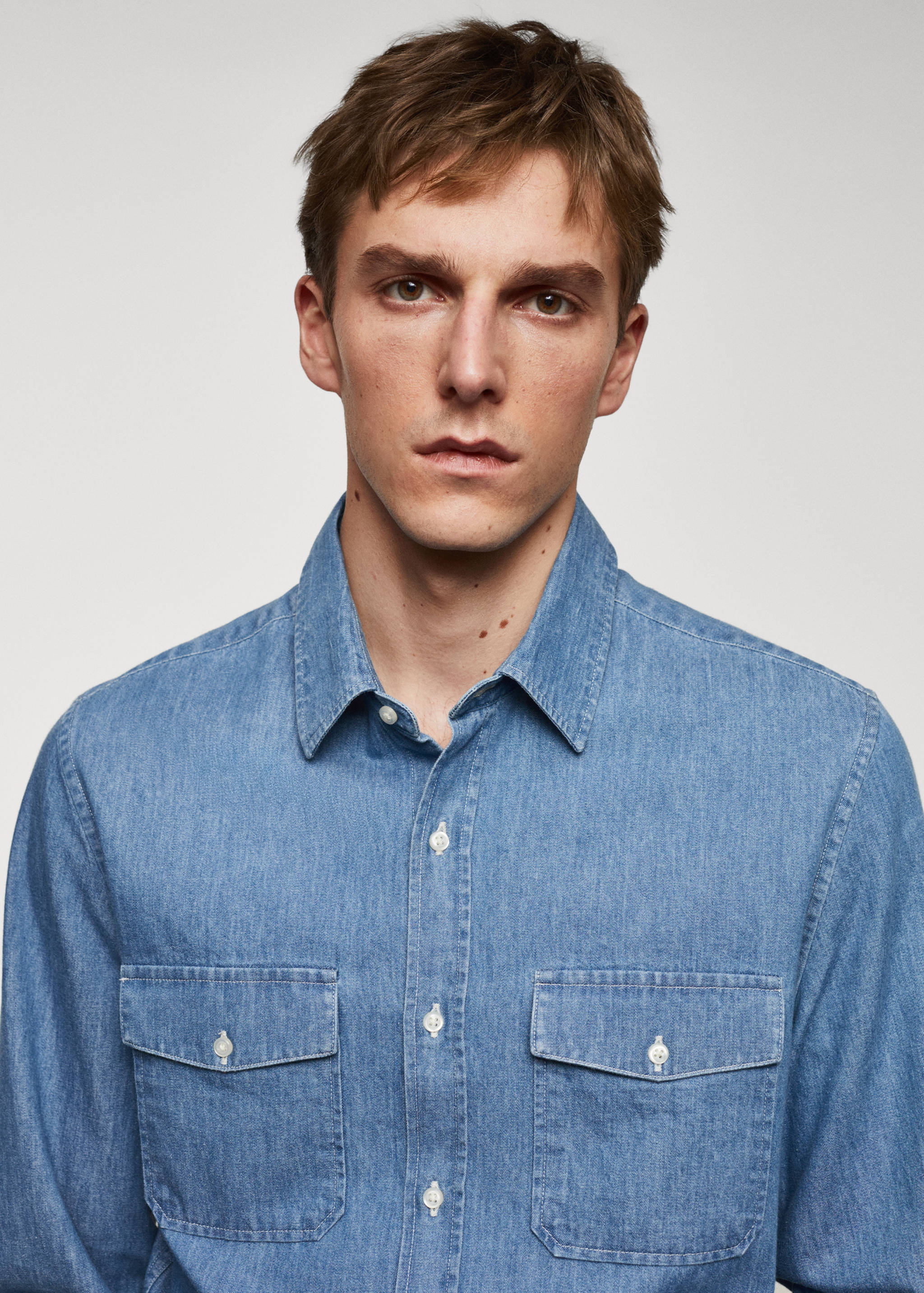 Denim-Overshirt mit Taschen - Detail des Artikels 1
