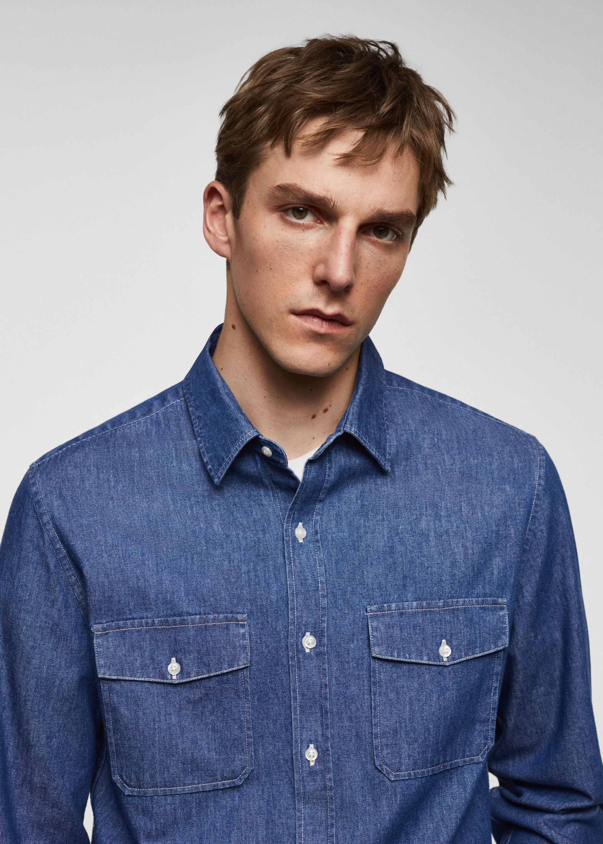 Denim-Overshirt mit Taschen - Detail des Artikels 1