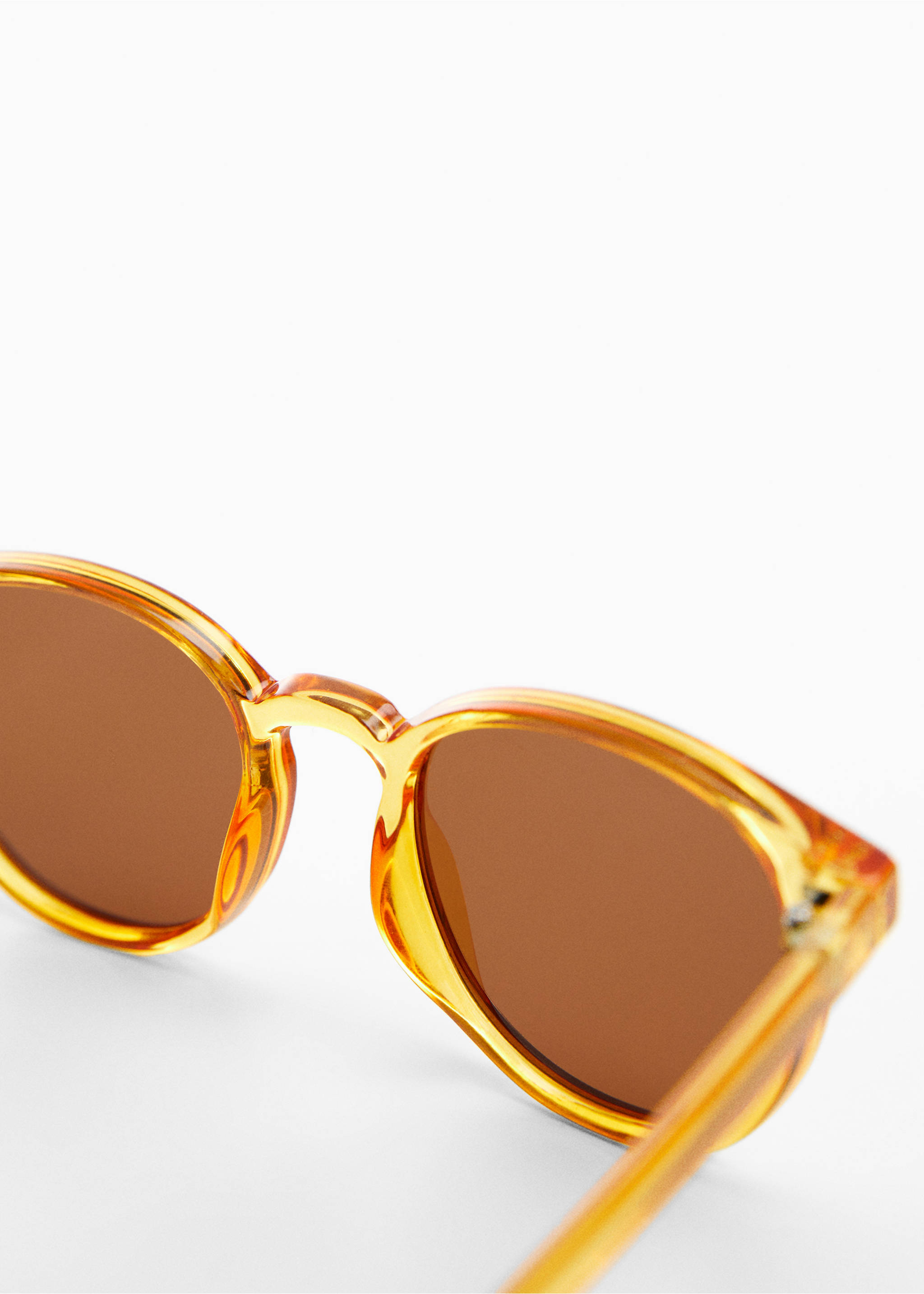 Polarised sunglasses - Details of the article 1, Ochre. Ref: 67080644-00.