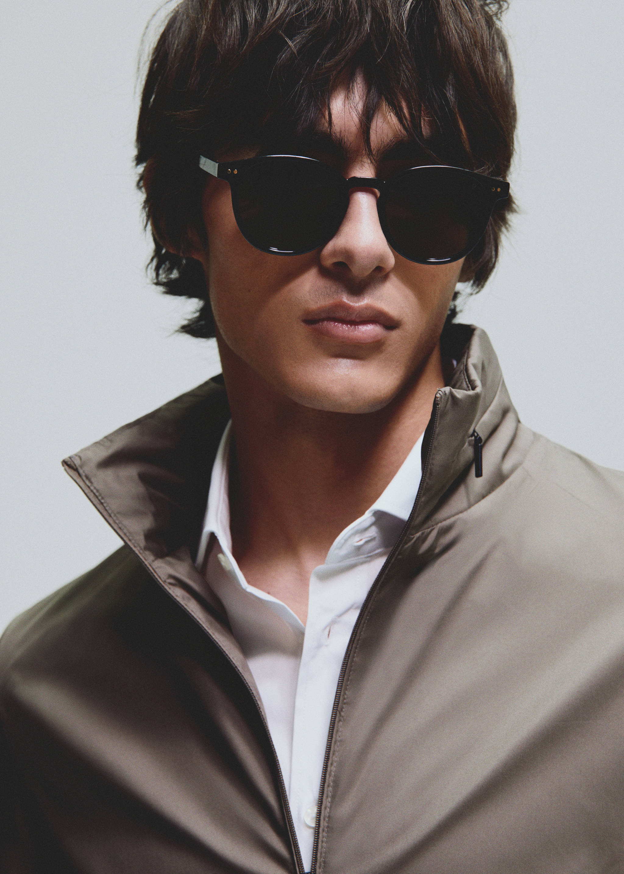 Polarised sunglasses - Details of the article 8, Black. Ref: 67080644-00.