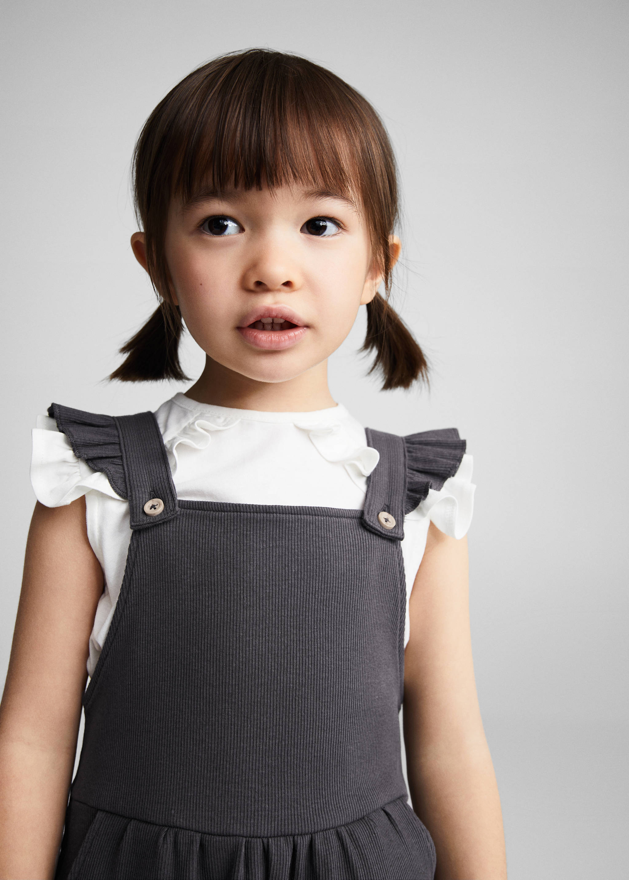 Latzhose aus Bio-Baumwolle - Detail des Artikels 1