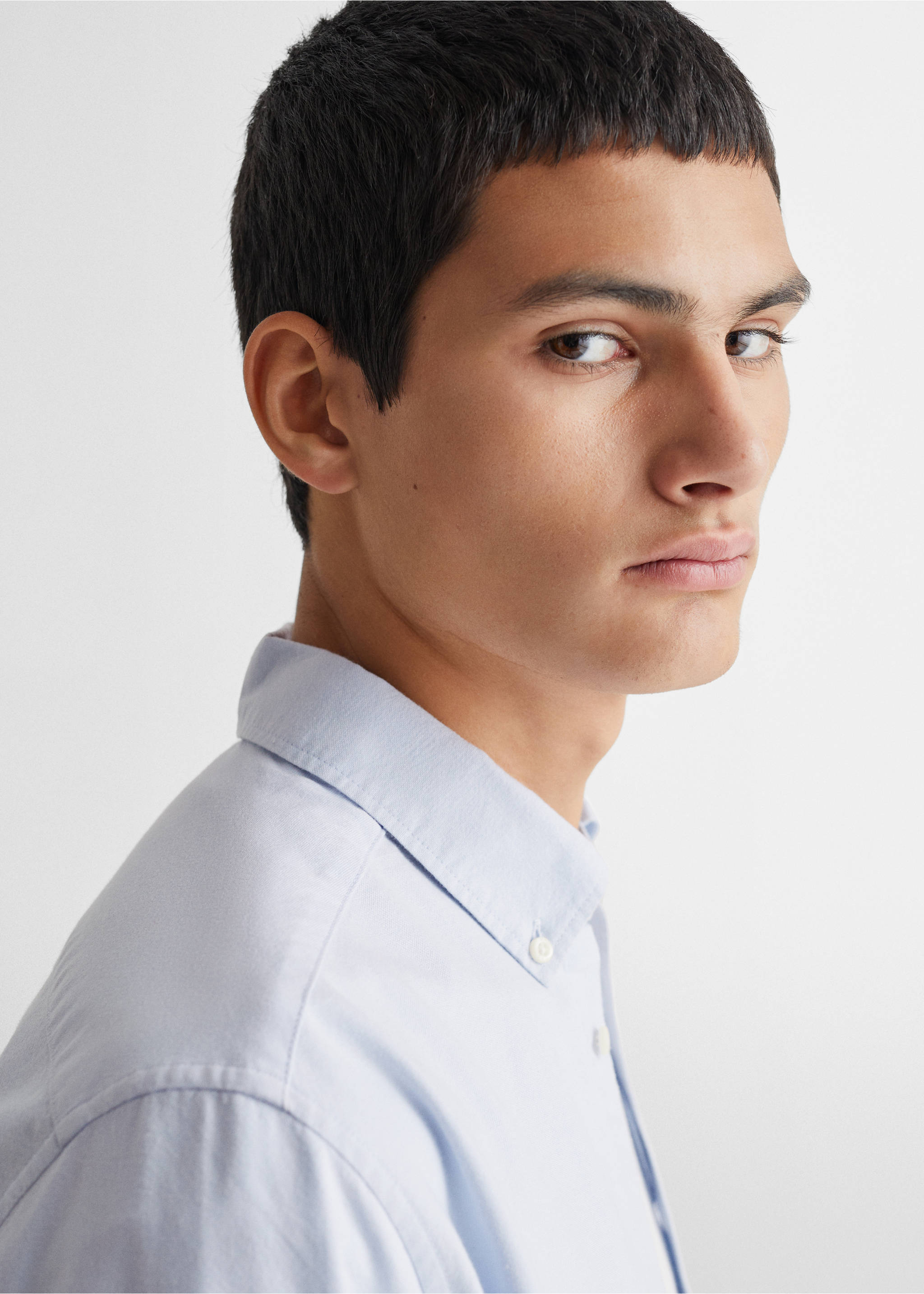 Chemise oxford unisexe - Détail de l'article 1, Bleu ciel. Ref: 67080649-00.