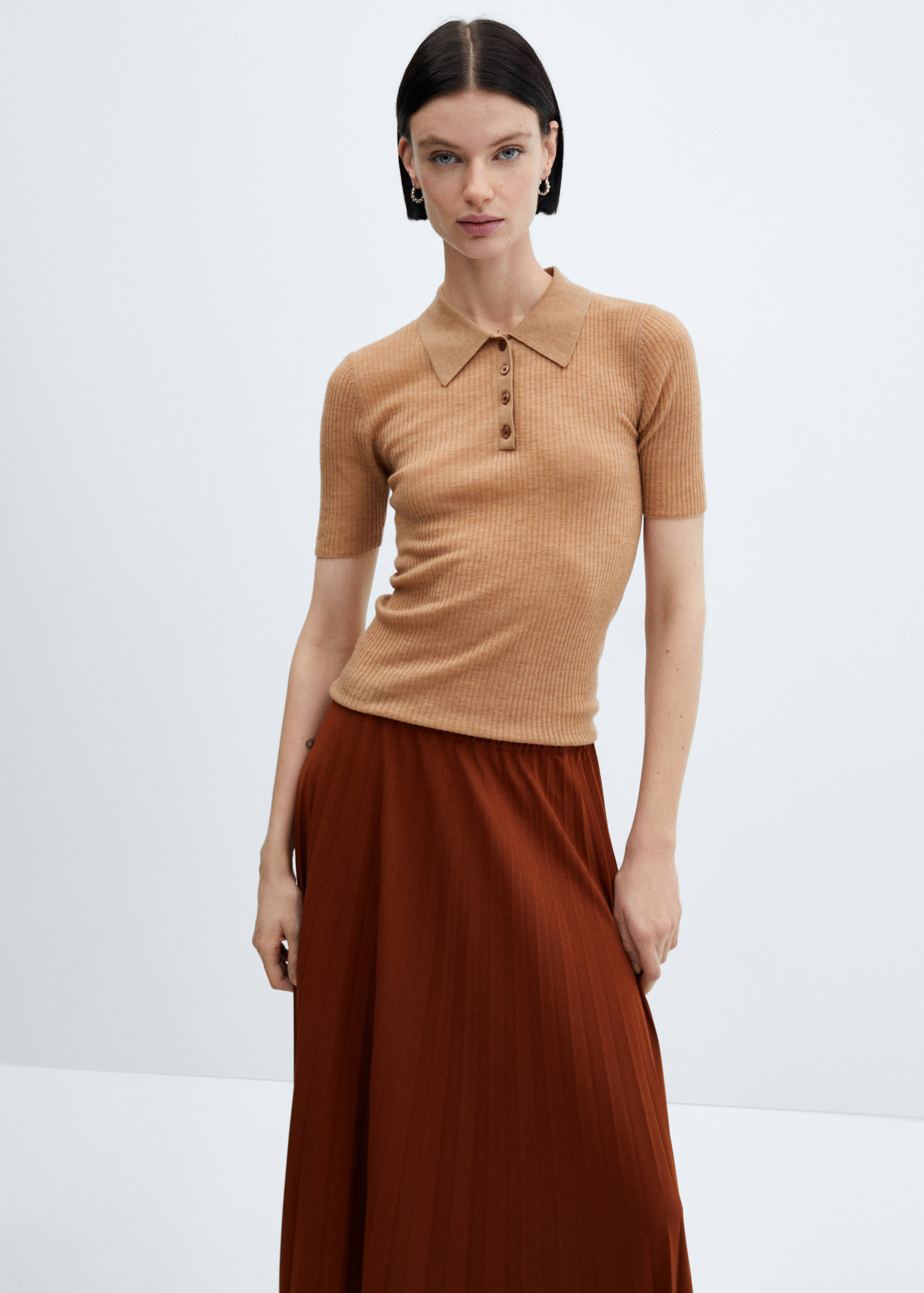 Pleated long skirt - Details of the article 1