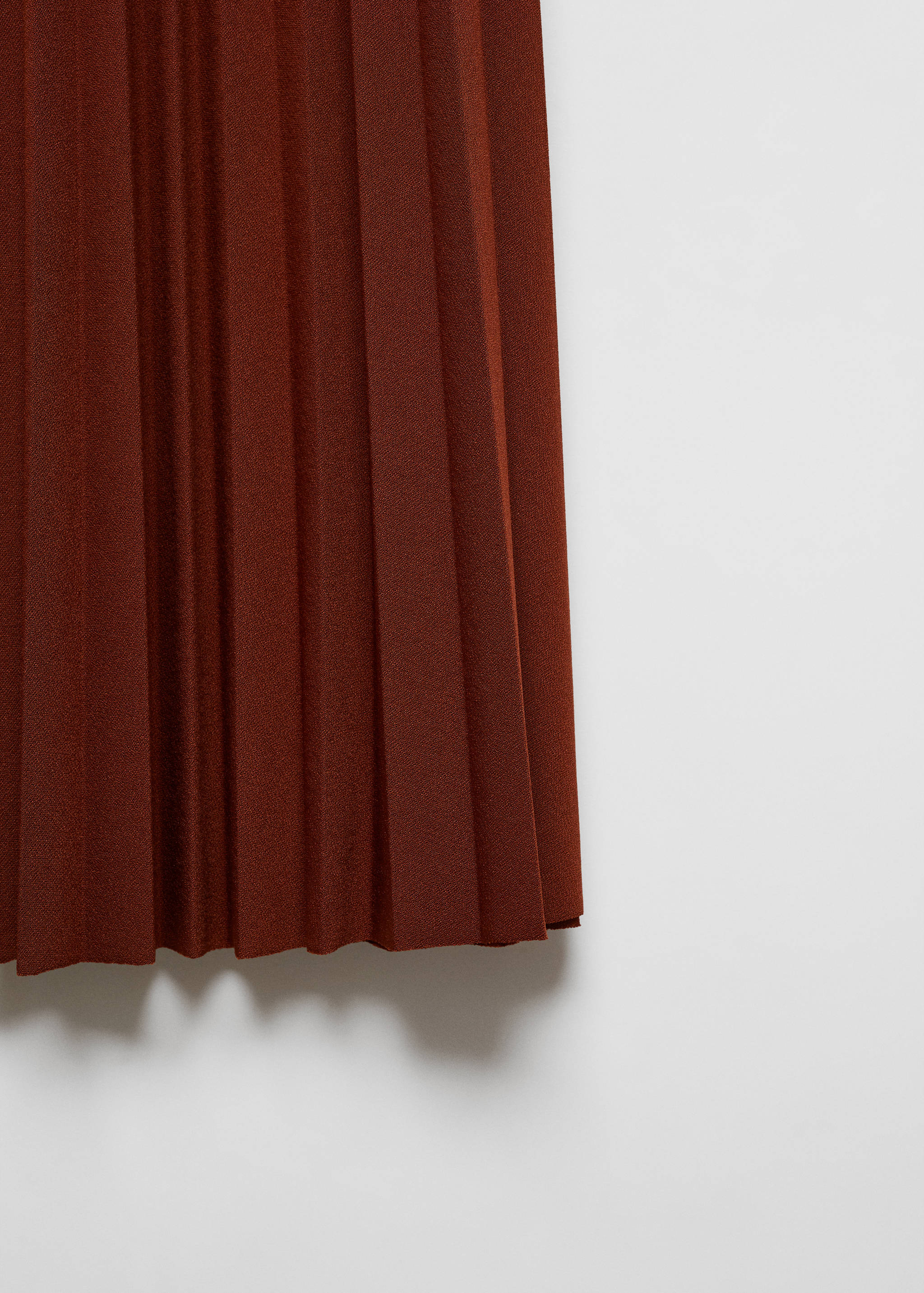 Pleated long skirt - Details of the article 8