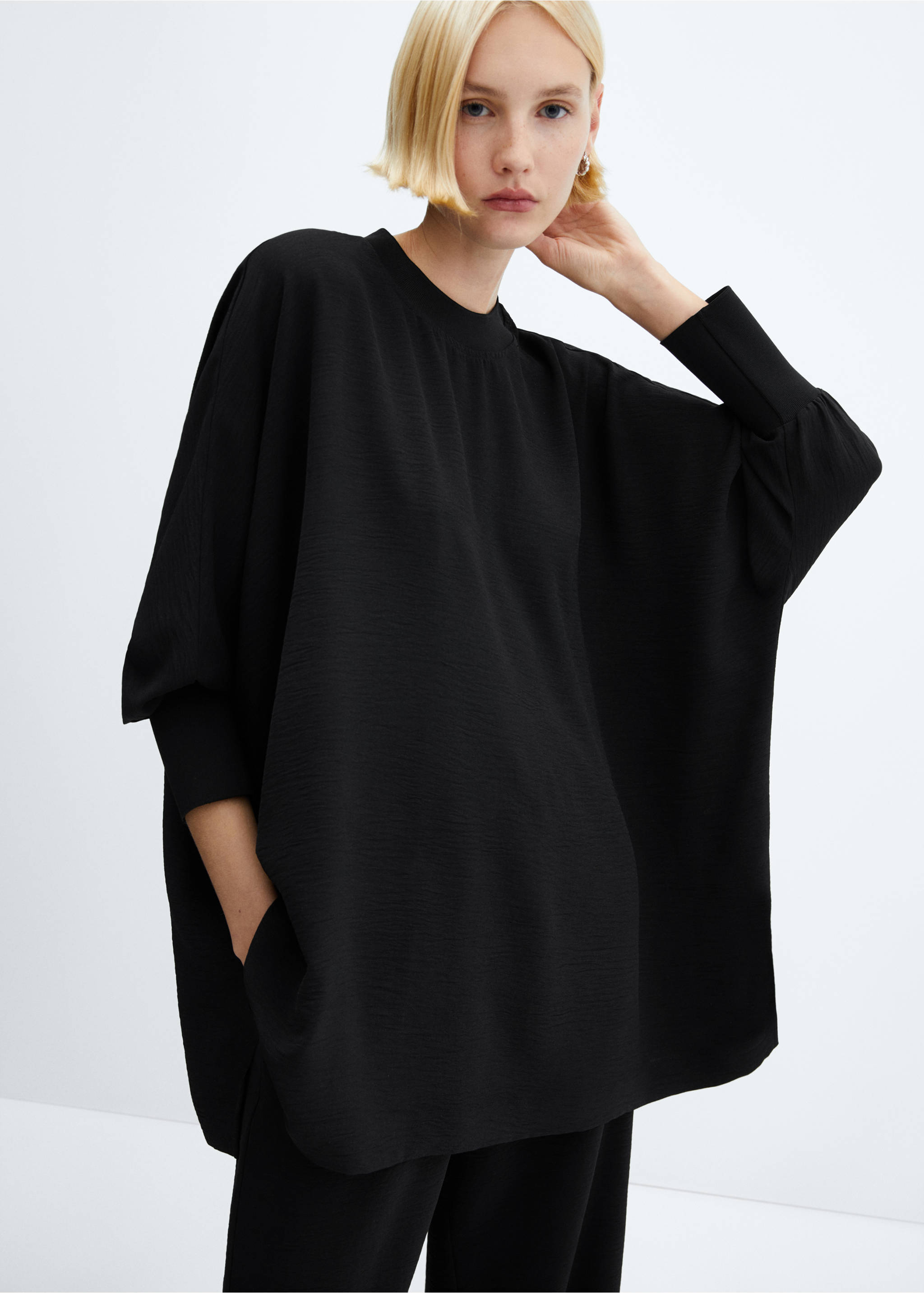 Oversized textured sweatshirt - Medium plane, Black. Ref: 67080666-00.