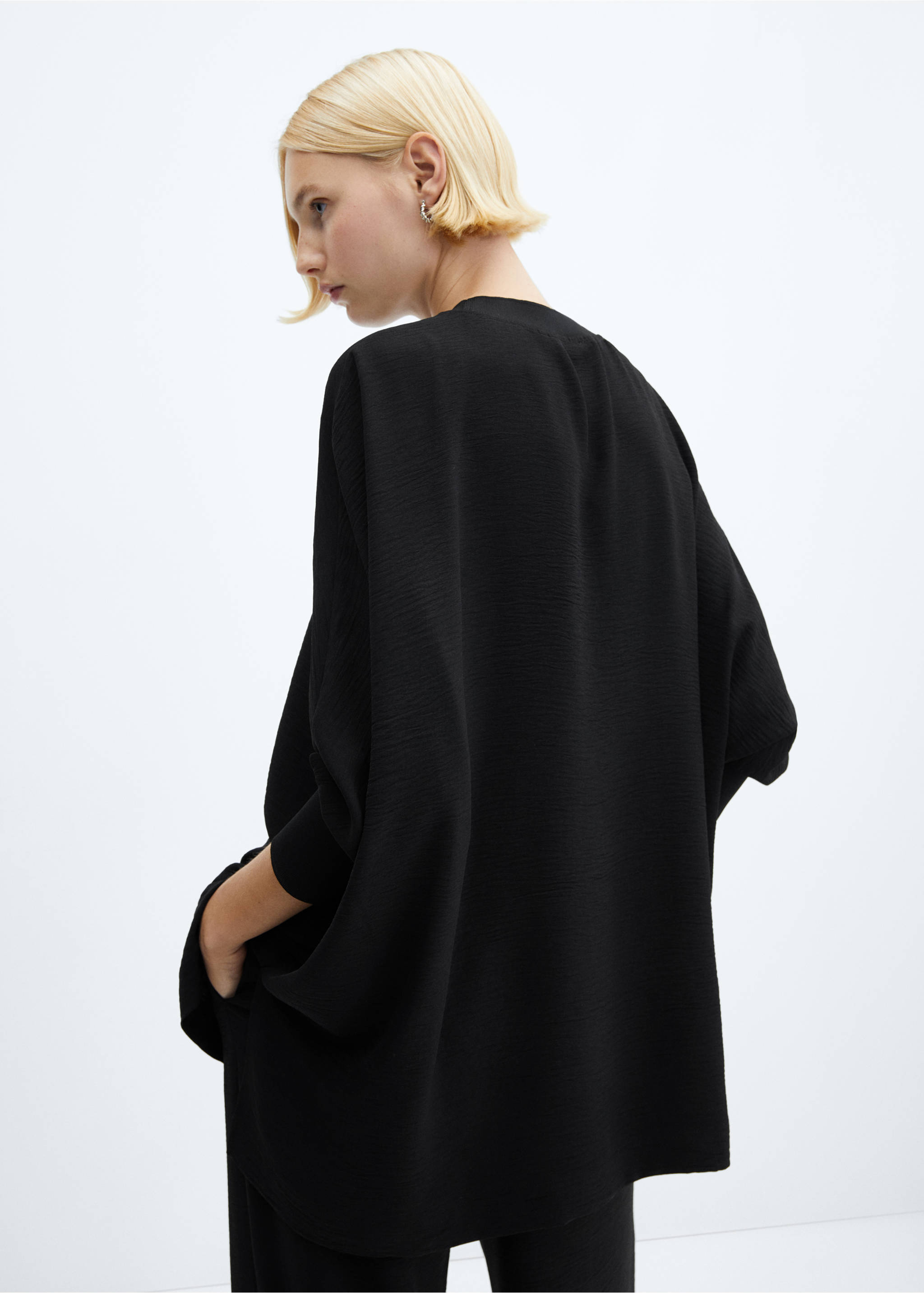 Oversized textured sweatshirt - Reverse of the article, Black. Ref: 67080666-00.