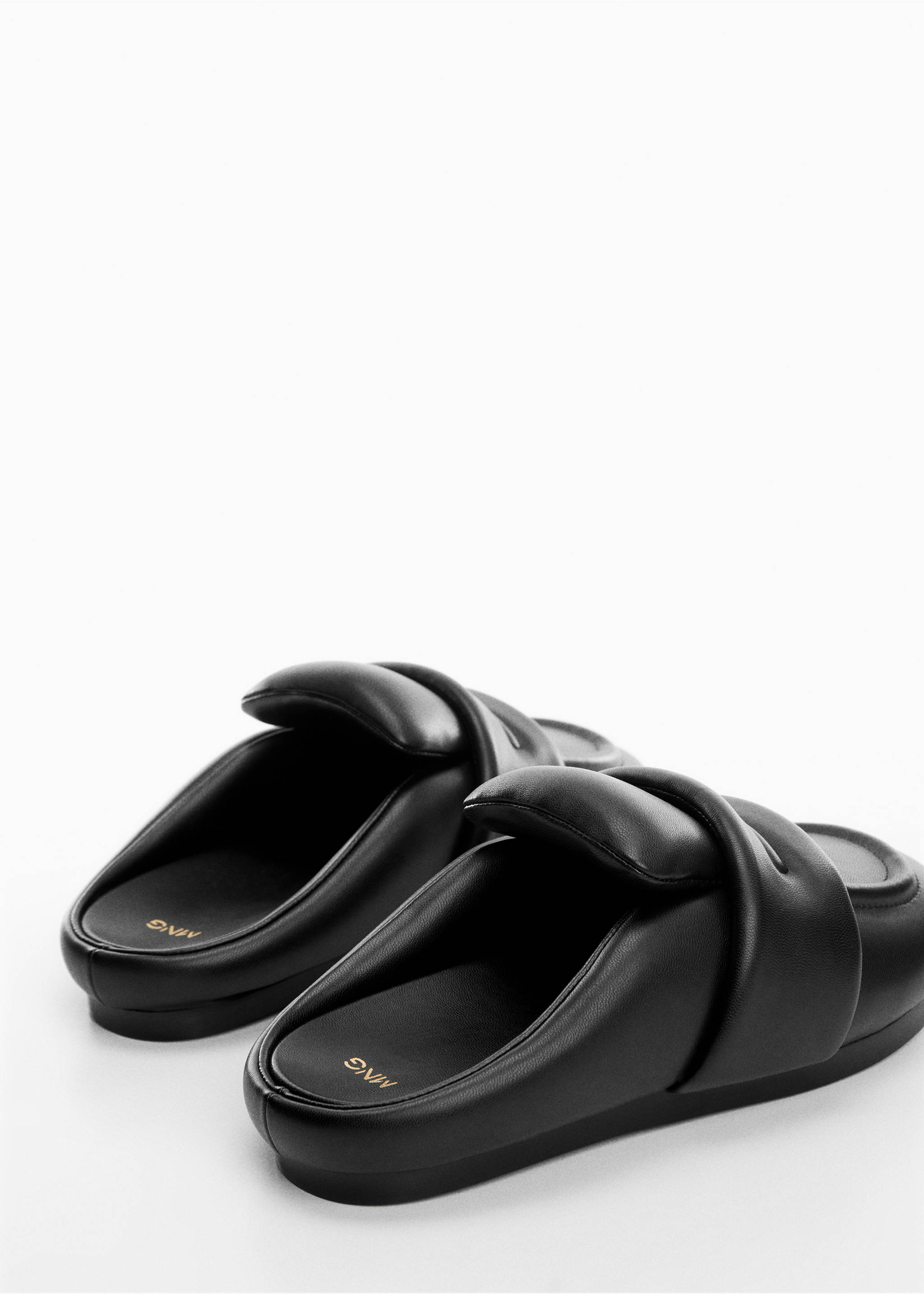 Quilted slingback loafer - Details of the article 2, Black. Ref: 67081008-00.