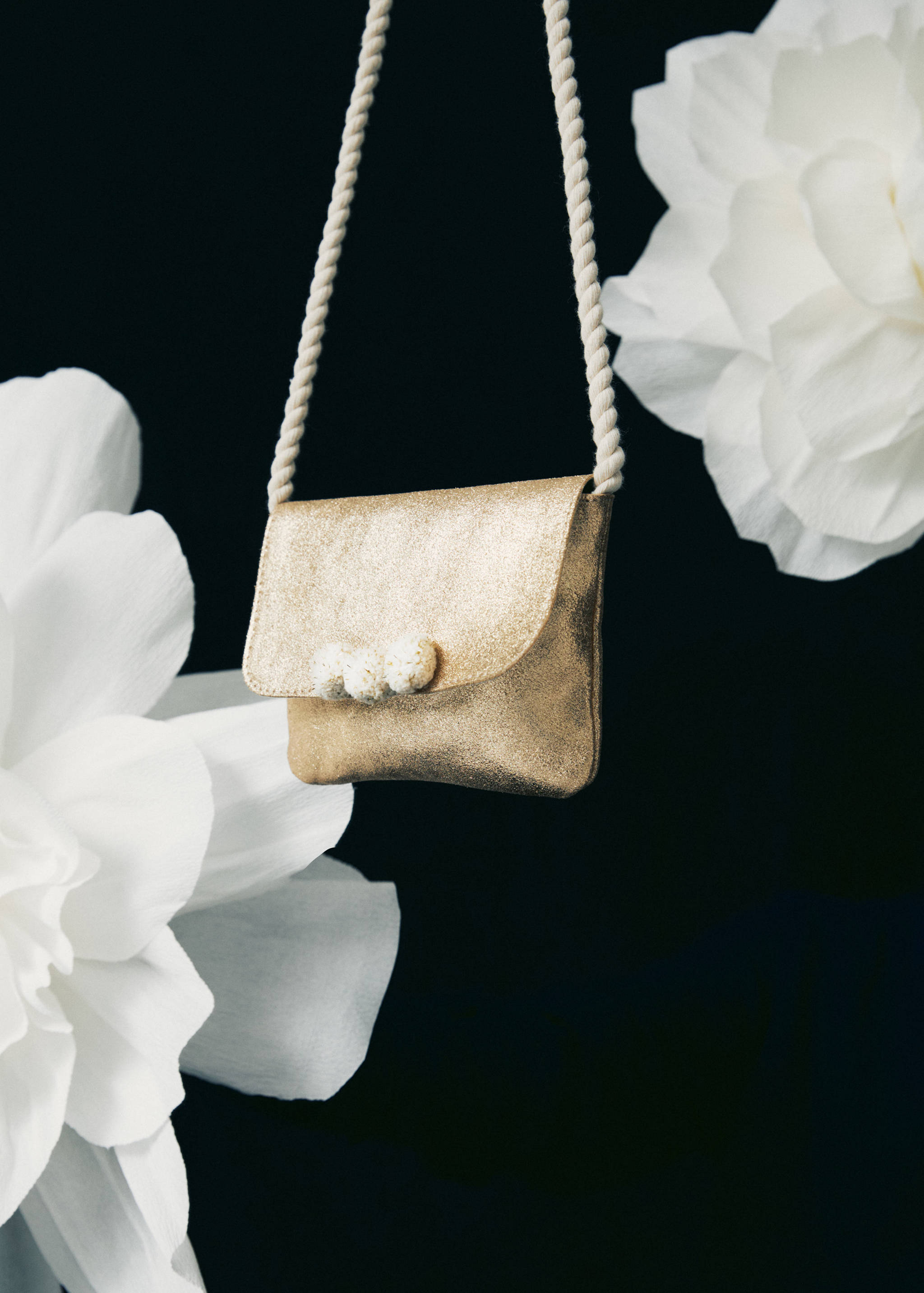 Small metallic bag - Details of the article 5