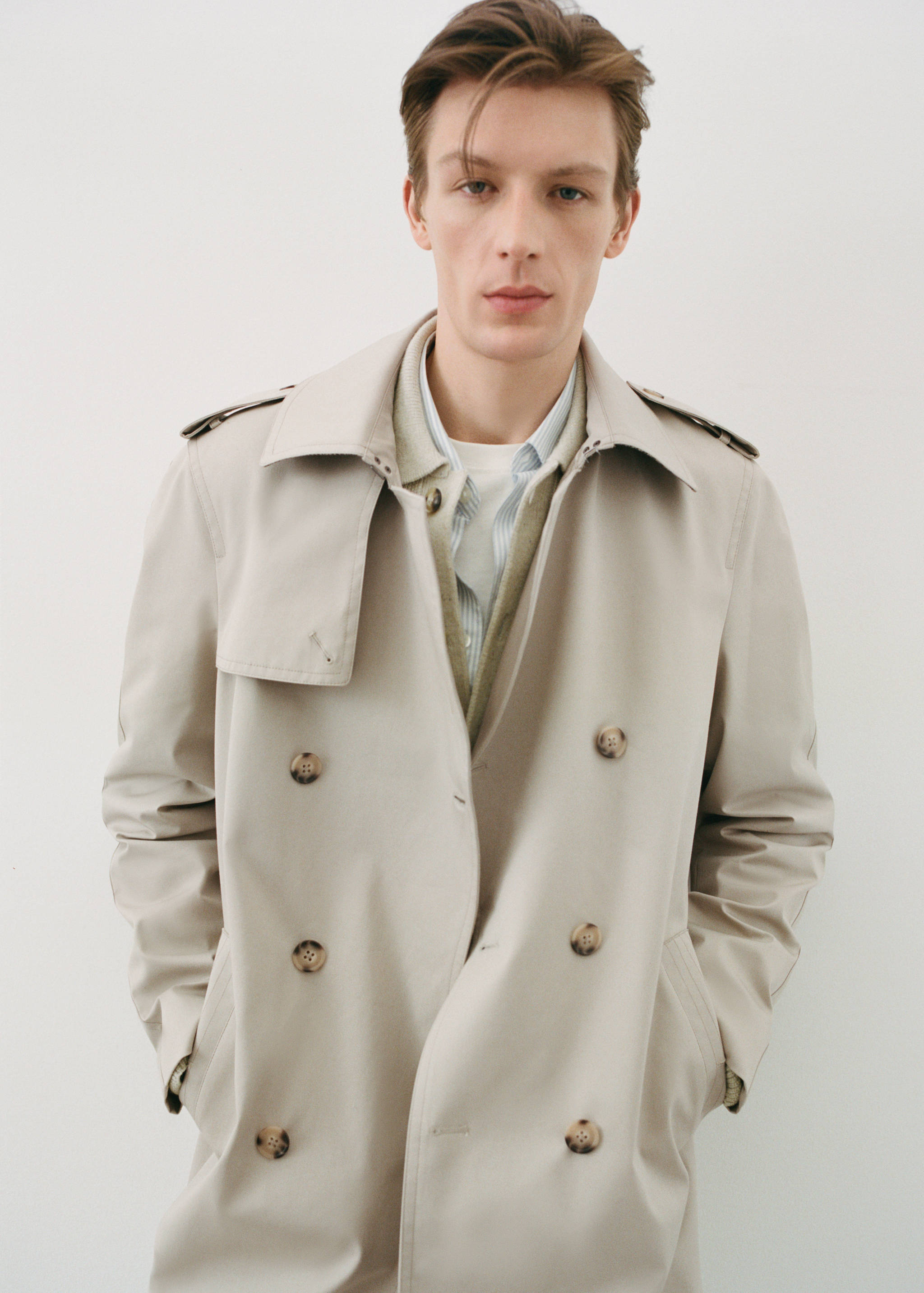 Classic water-repellent trench coat - Details of the article 5, Medium Brown. Ref: 67083261-00.