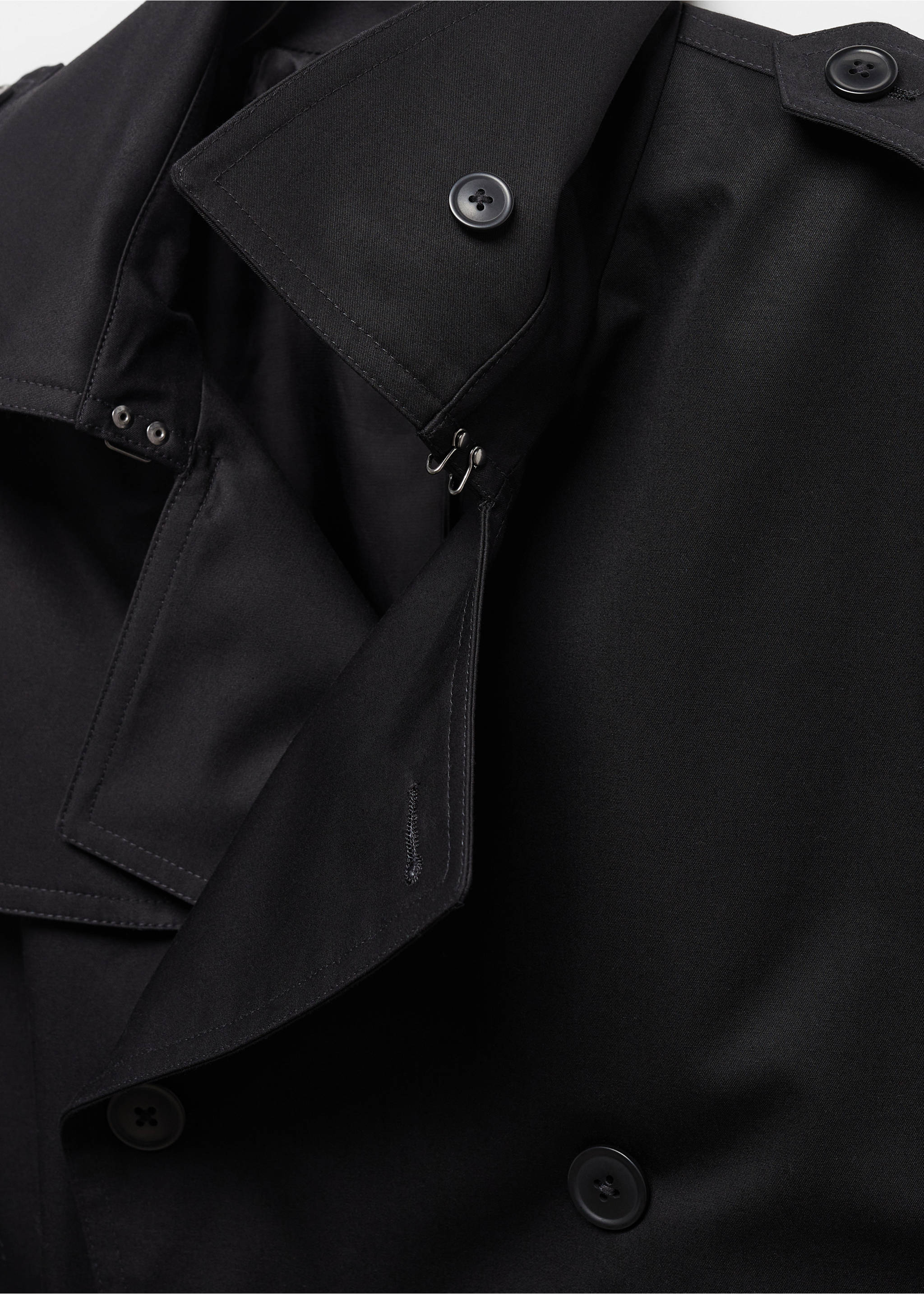 Classic water-repellent trench coat - Details of the article 8, Black. Ref: 67083261-00.